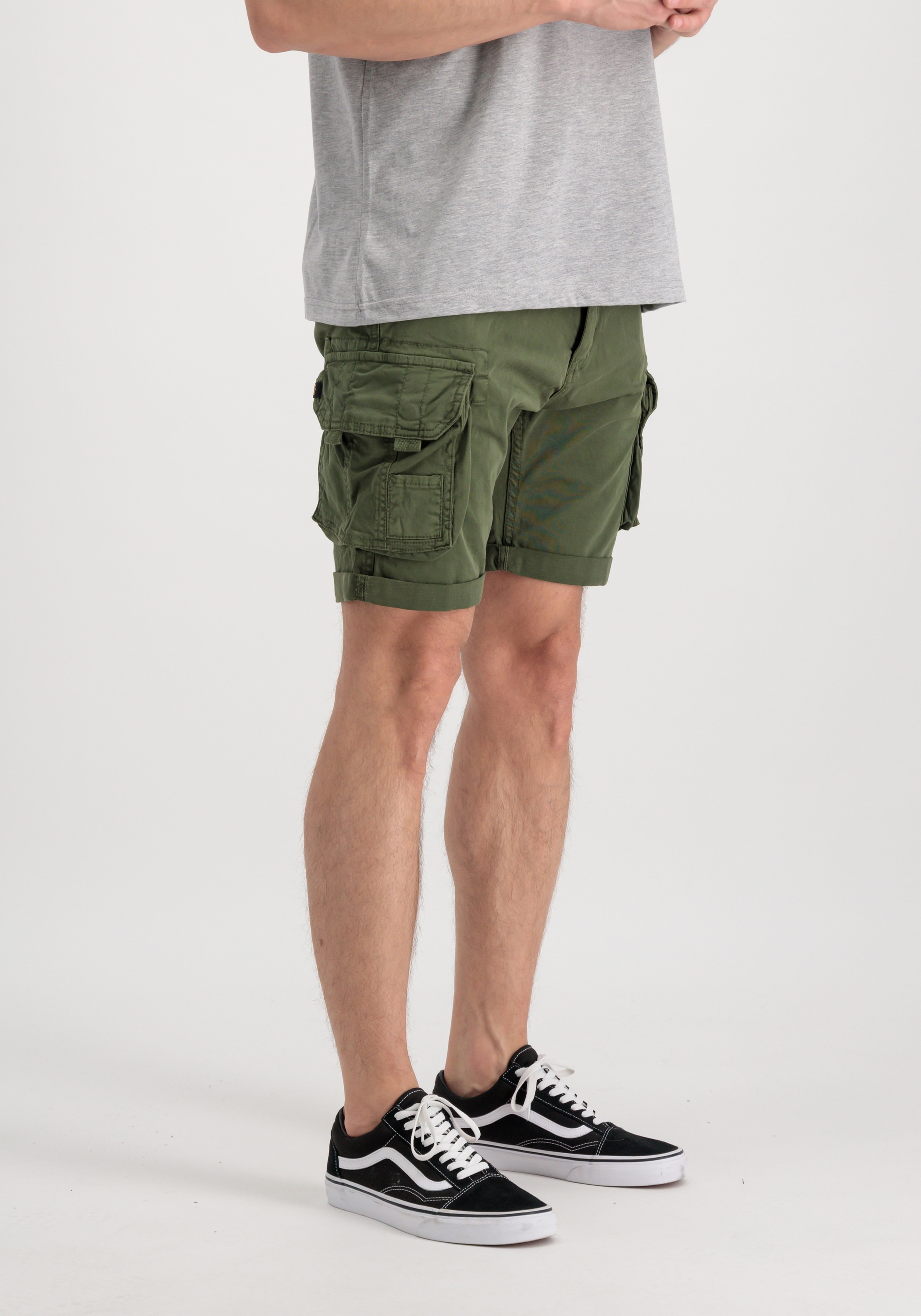 2. Bild von Alpha Industries Shorts »ALPHA INDUSTRIES Men - Shorts Crew Short«