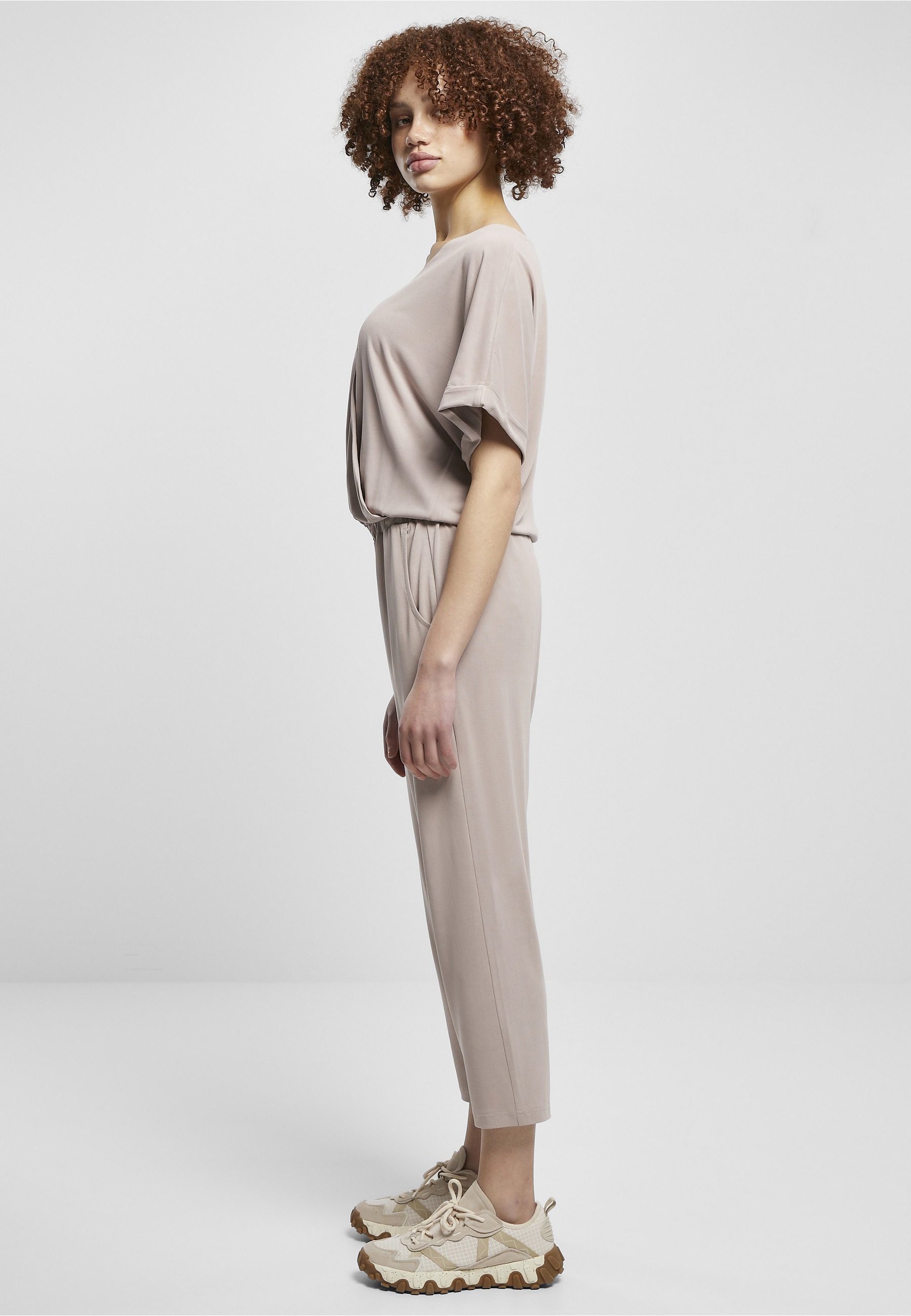 URBAN CLASSICS Jumpsuit »Urban Classics Damen Ladies Modal Jumpsuit« 1 Stk.