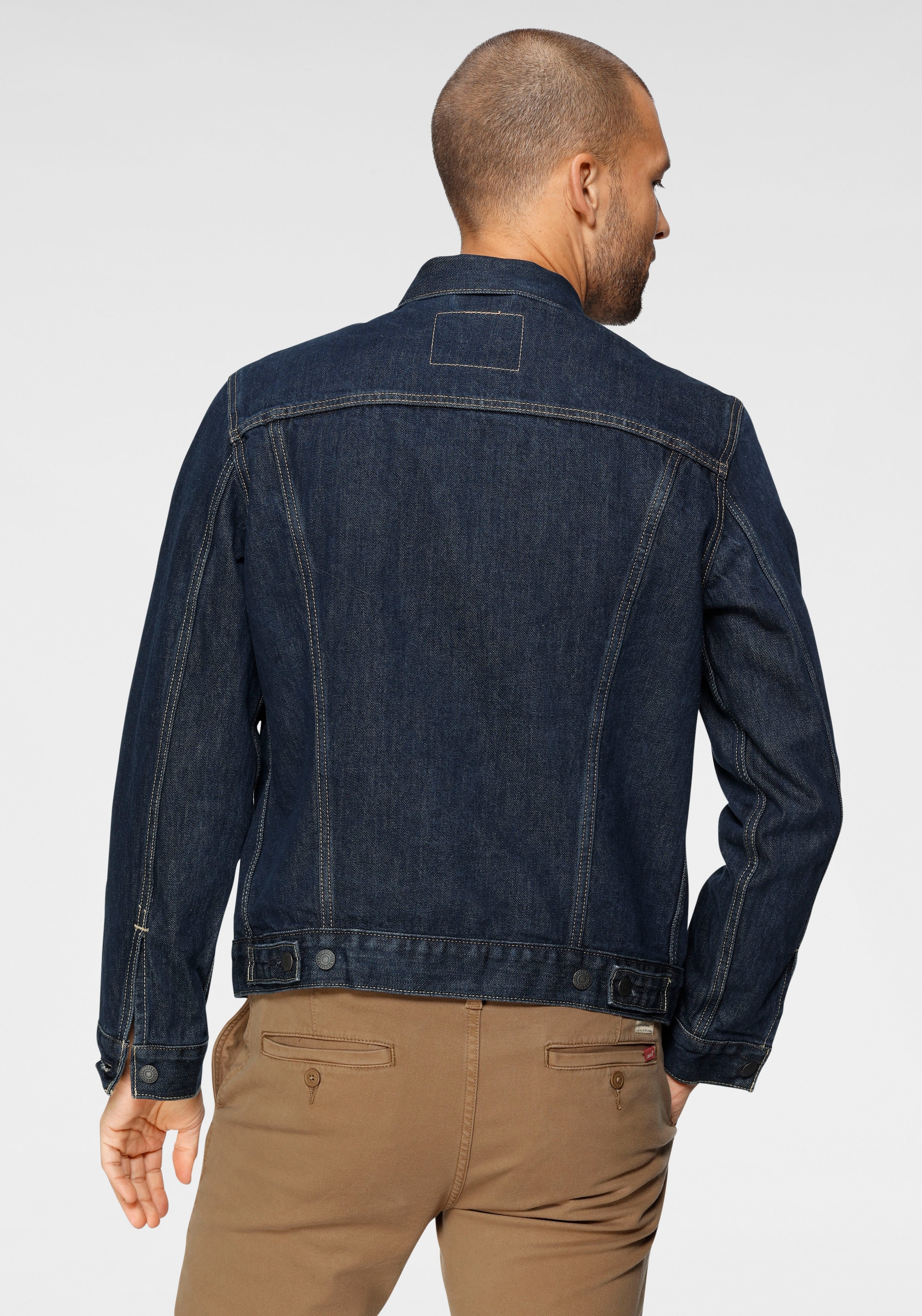 Levi's® Jeansjacke »VINTAGE FIT TRUCKER JKT«, ohne Kapuze, mit Knopfleiste