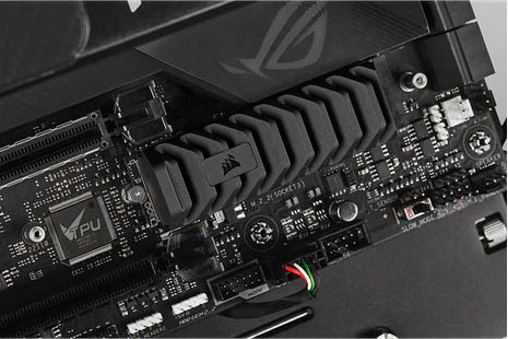 Corsair interne SSD »MP600 PRO XT 4TB M.2 NVMe PCIe Gen. 4«, Anschluss M.2 PCIe 4.0