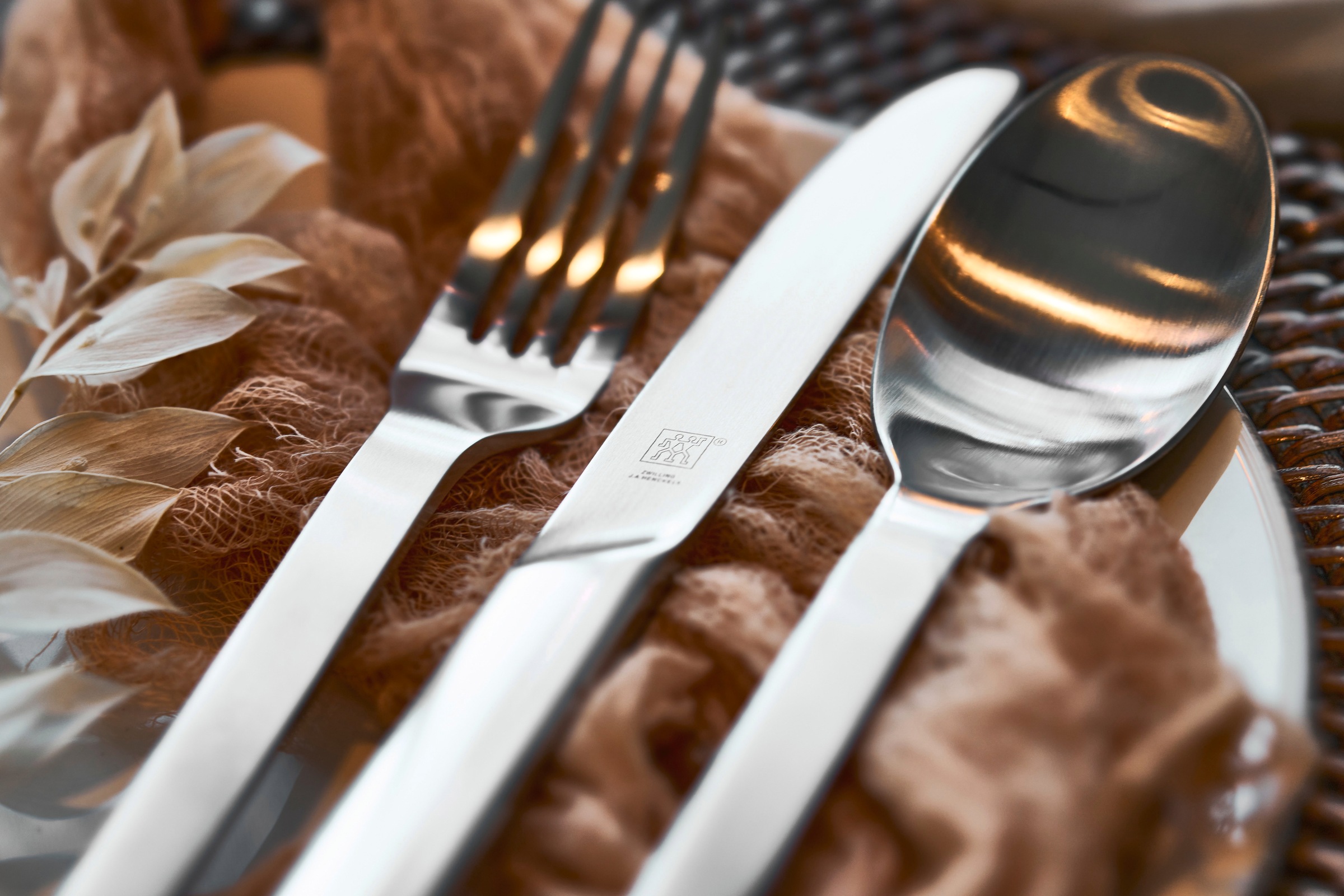 Zwilling Besteck-Set »Minimale« rostfreier Edelstahl 18/10, mattiert, spülm günstig online kaufen