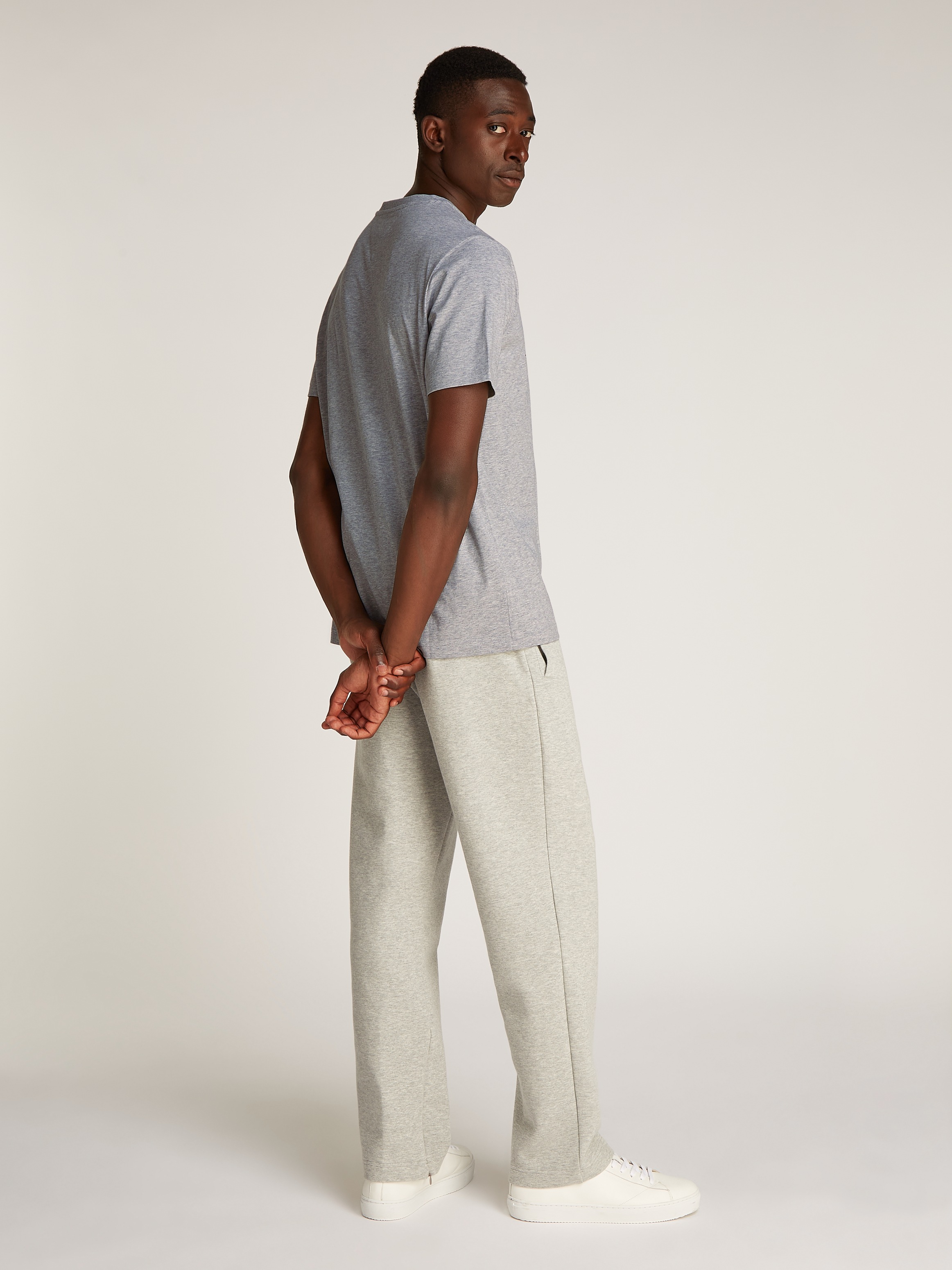 Tommy Hilfiger T-Shirt »HILFIGER CENTER STACK TEE«, mit großem Schriftprint