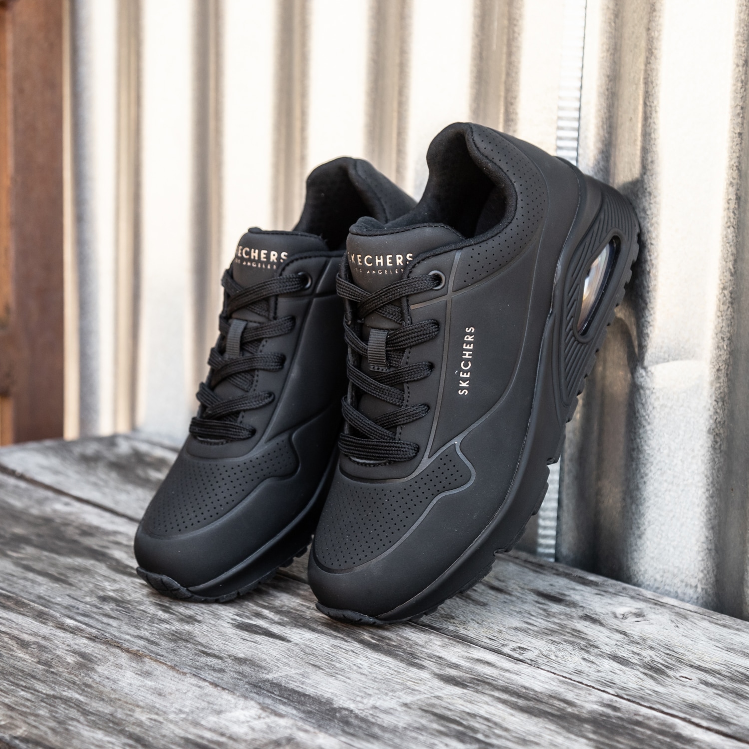 Skechers Wedgesneaker »Uno - Stand on Air«, Freizeitschuh, Halbschuh, Schnürschuh mit feiner Perforation