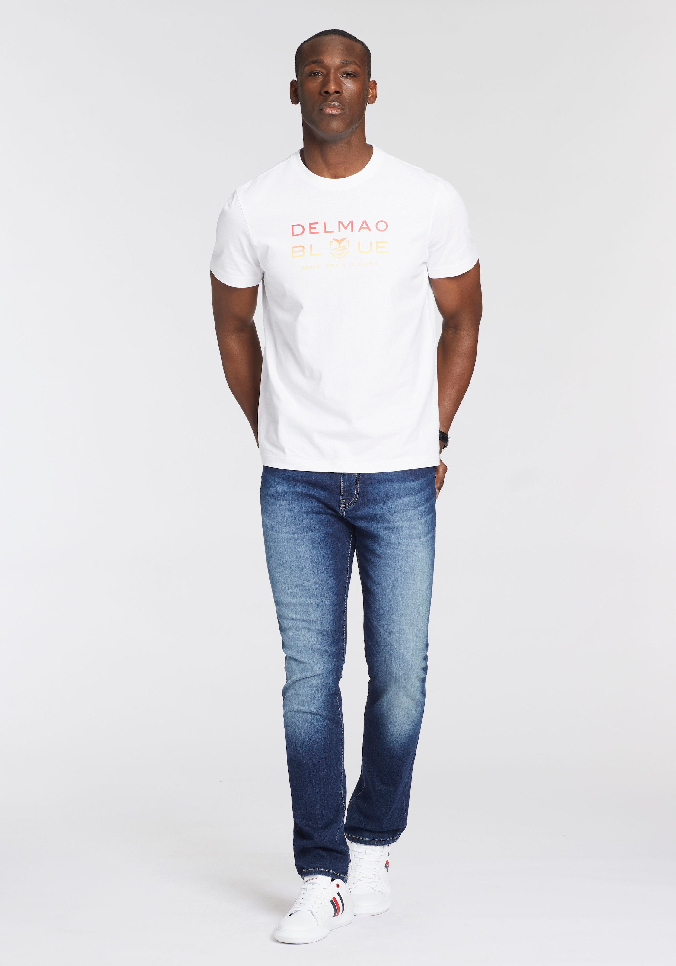 DELMAO T-Shirt, Kurzarm, bedruckt, Rundhals, aus 100% Baumwolle
