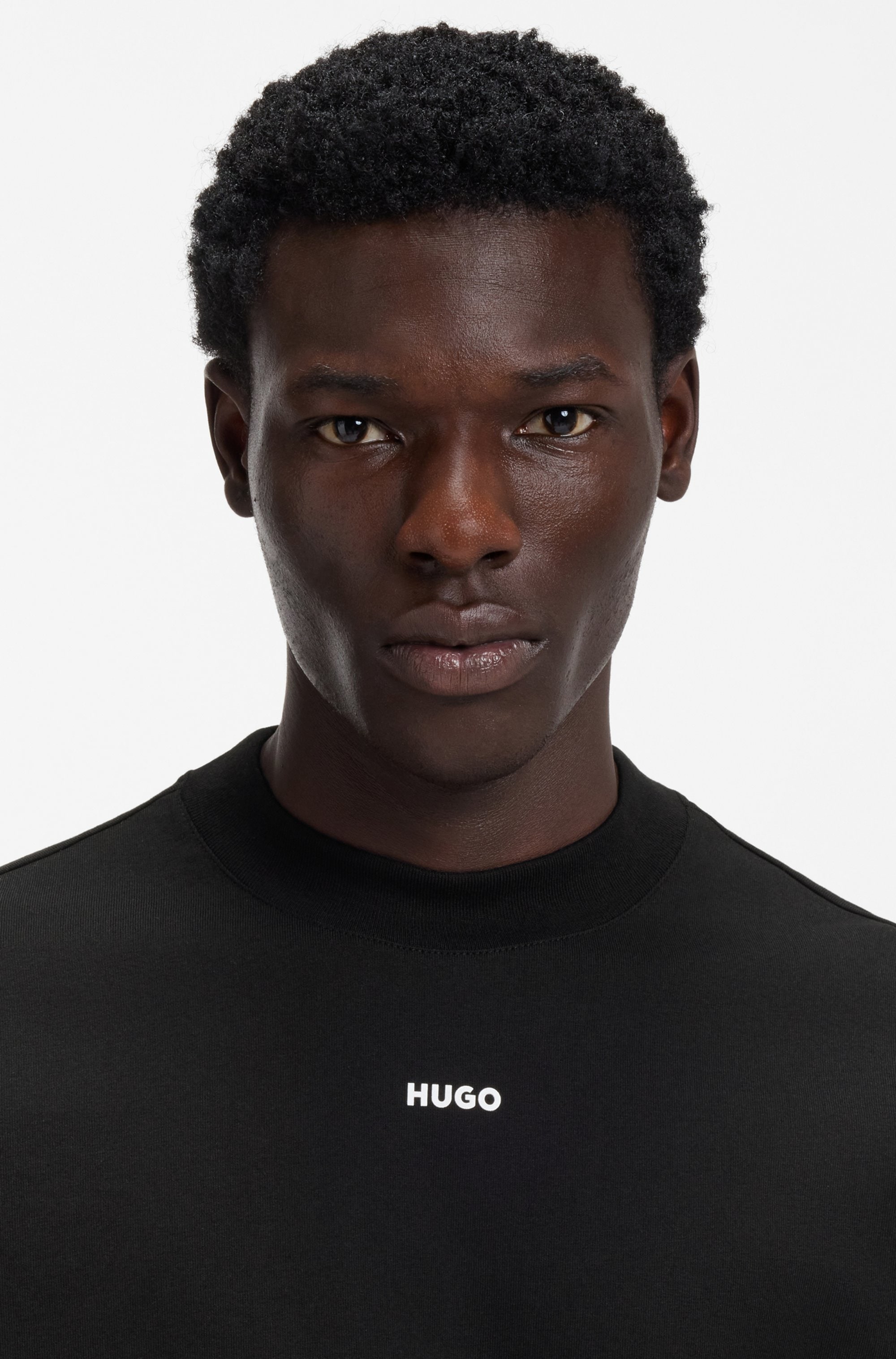 HUGO Langarmshirt »Daposo« Rundhalsausschnitt, Relaxed Fit, Ärmelbündchen