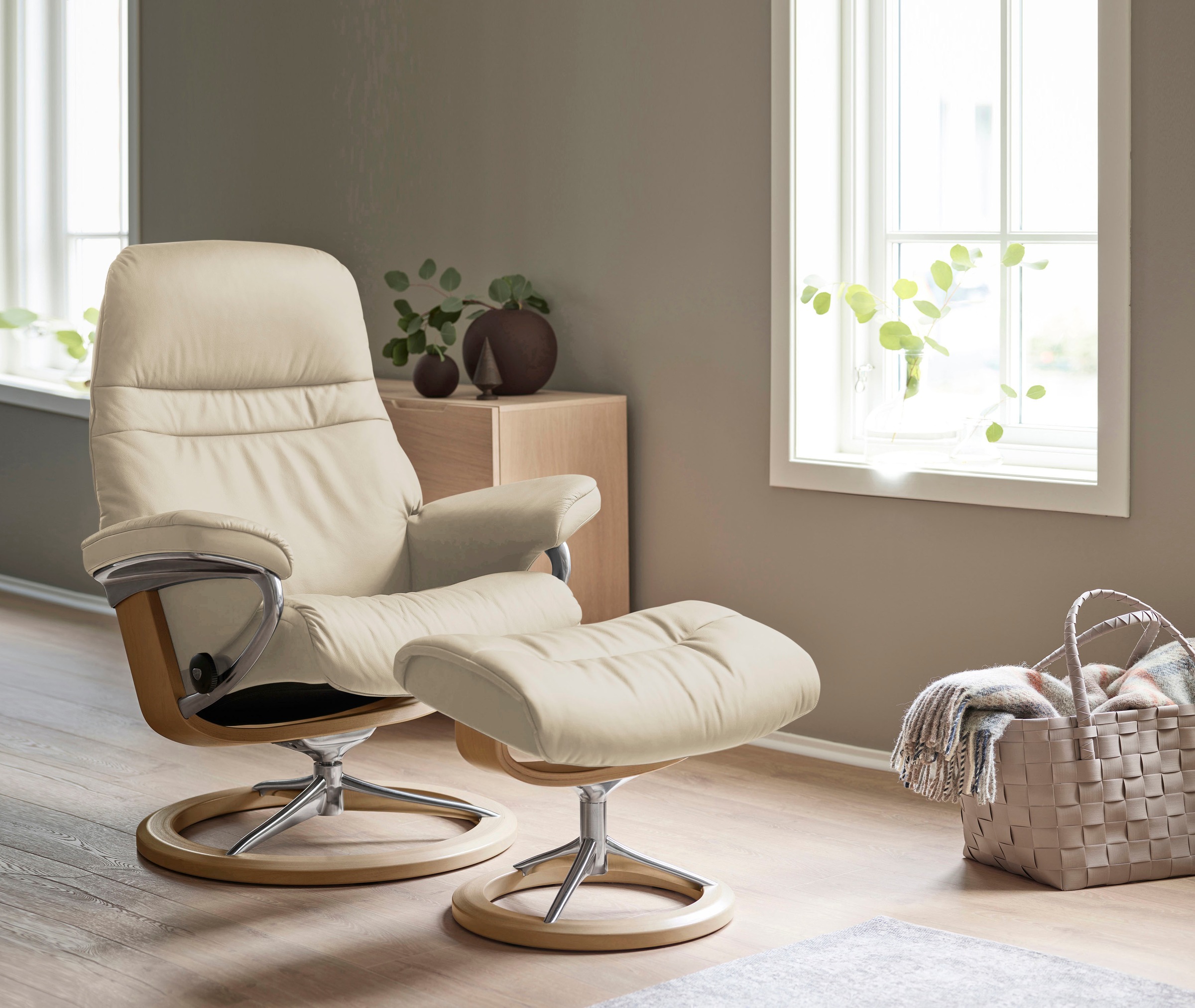 Stressless® Relaxsessel »Sunrise« Relaxsessel mit Hocker, mit Signature Bas günstig online kaufen