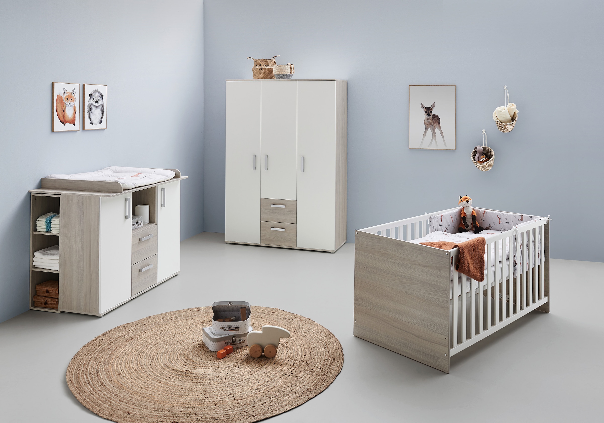 Lüttenhütt Babyzimmer-Komplettset »Geert«, (Set, 4 tlg., Kinderbett, Regal, Schrank, Wickelkommode), Made in Germany; mit Kinderbett, Regal, Schrank und Wickelkommode