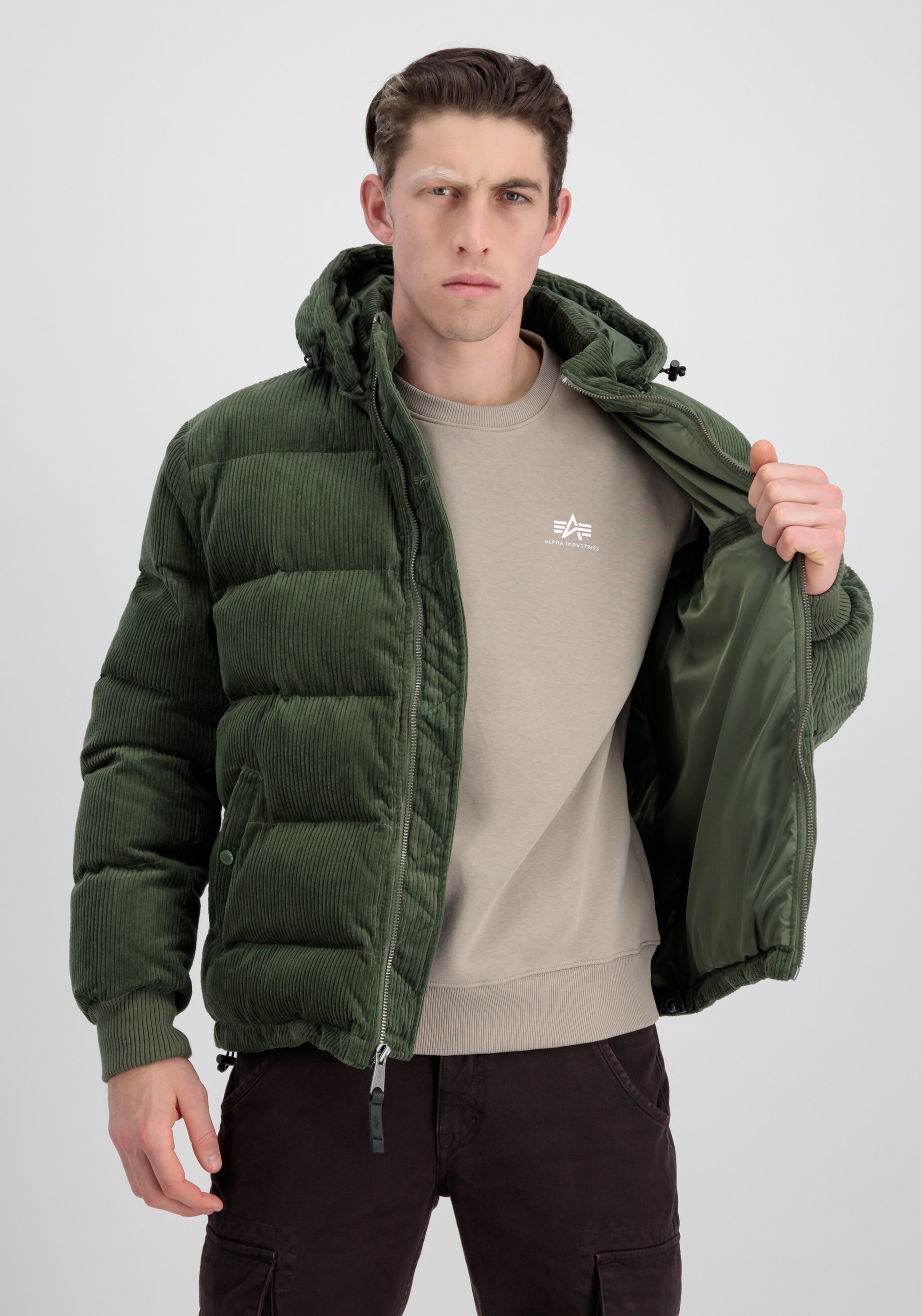 Alpha Industries Winterjacke »Alpha Industries Men - Cold Weather Jackets Puffer Cord«