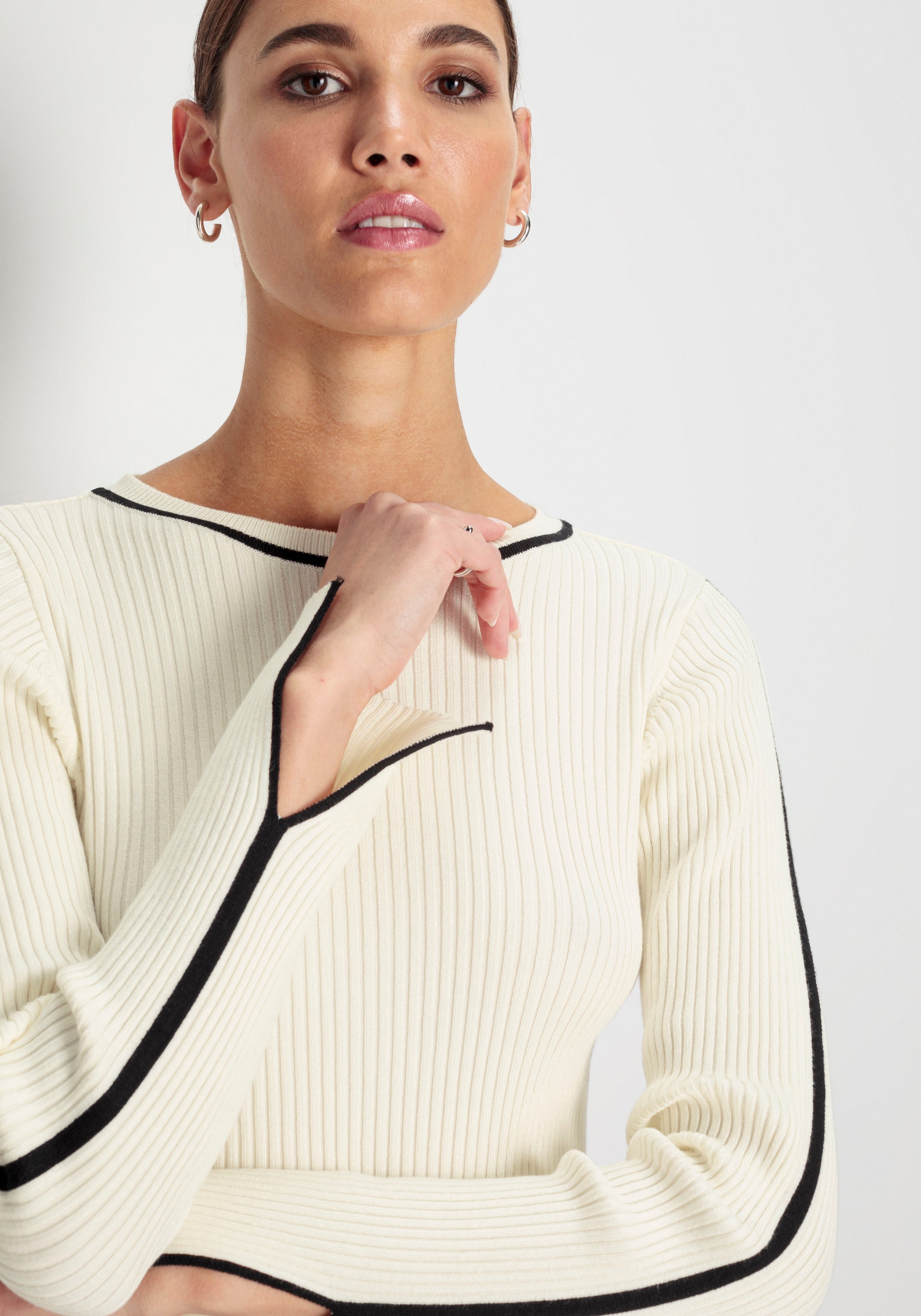 HECHTER PARIS Strickpullover, mit Kontrastdetails