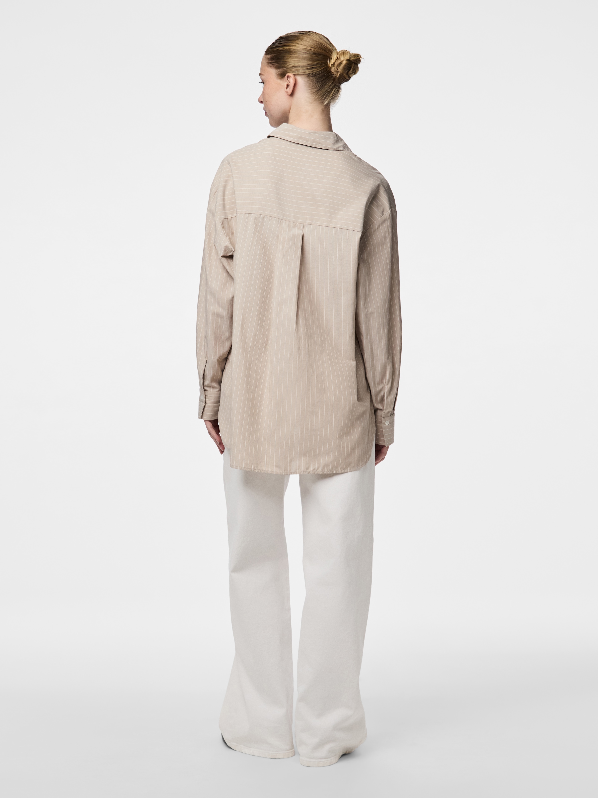 pieces Hemdbluse »PCMELIA LS LOOSE SHIRT WVN NOOS BC« mit abgerundetem Saum