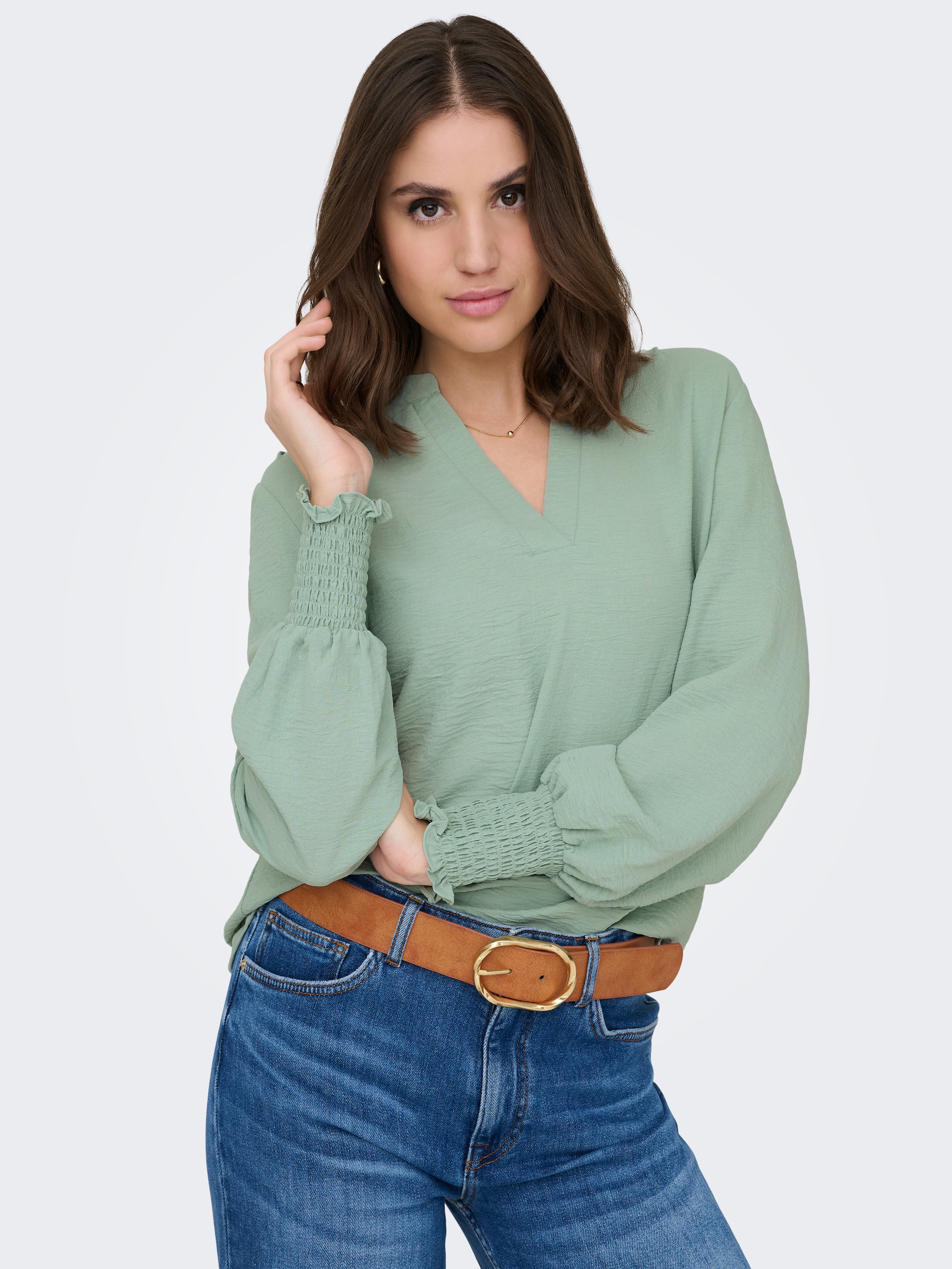 ONLY »ONLMETTE V-NECK LS SMOCK TOP NOOS WVN« Kunstfaser, regular fit