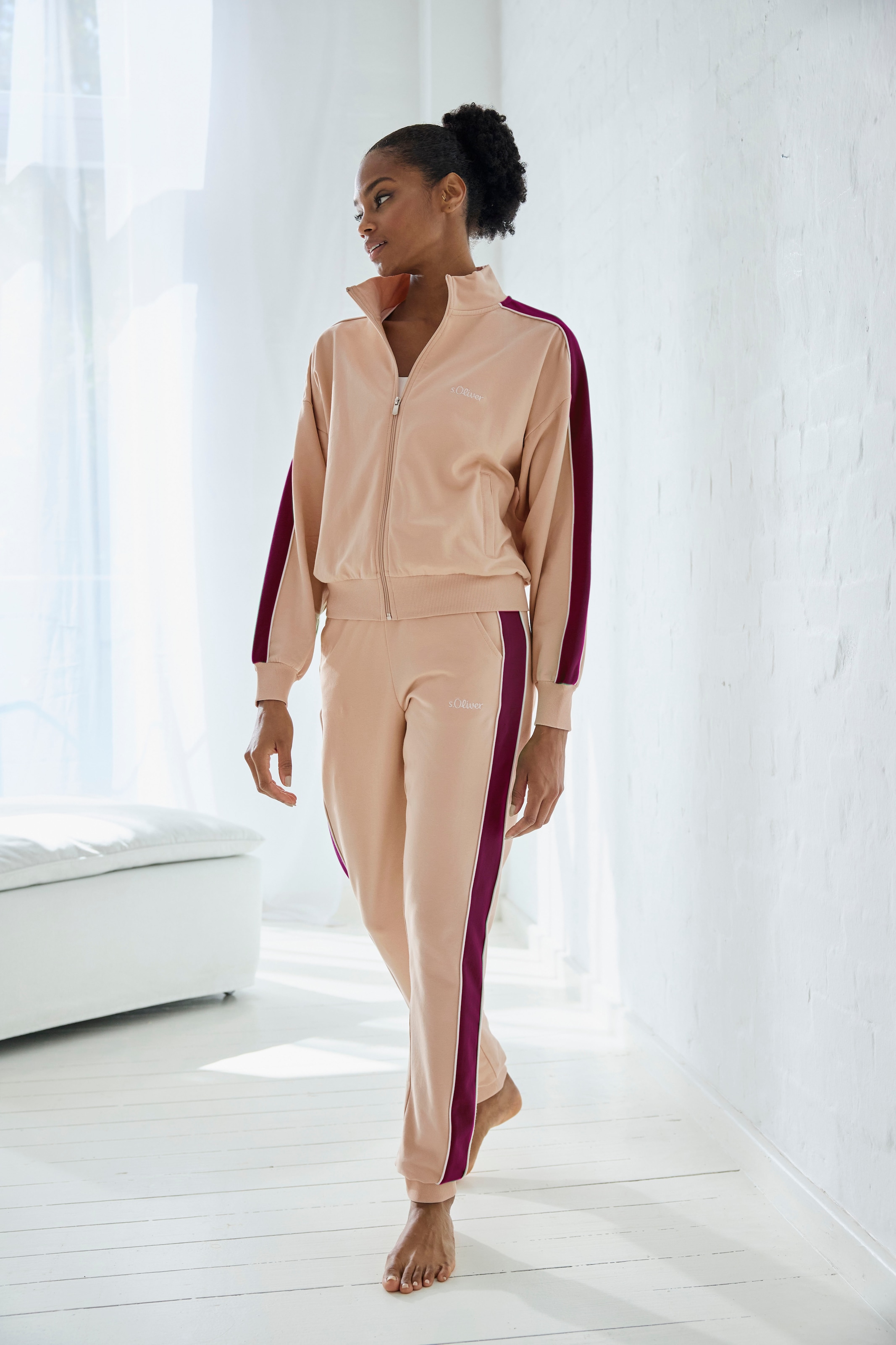 s.Oliver Sweathose, mit Seitenstreifen und Pipings, Loungewear