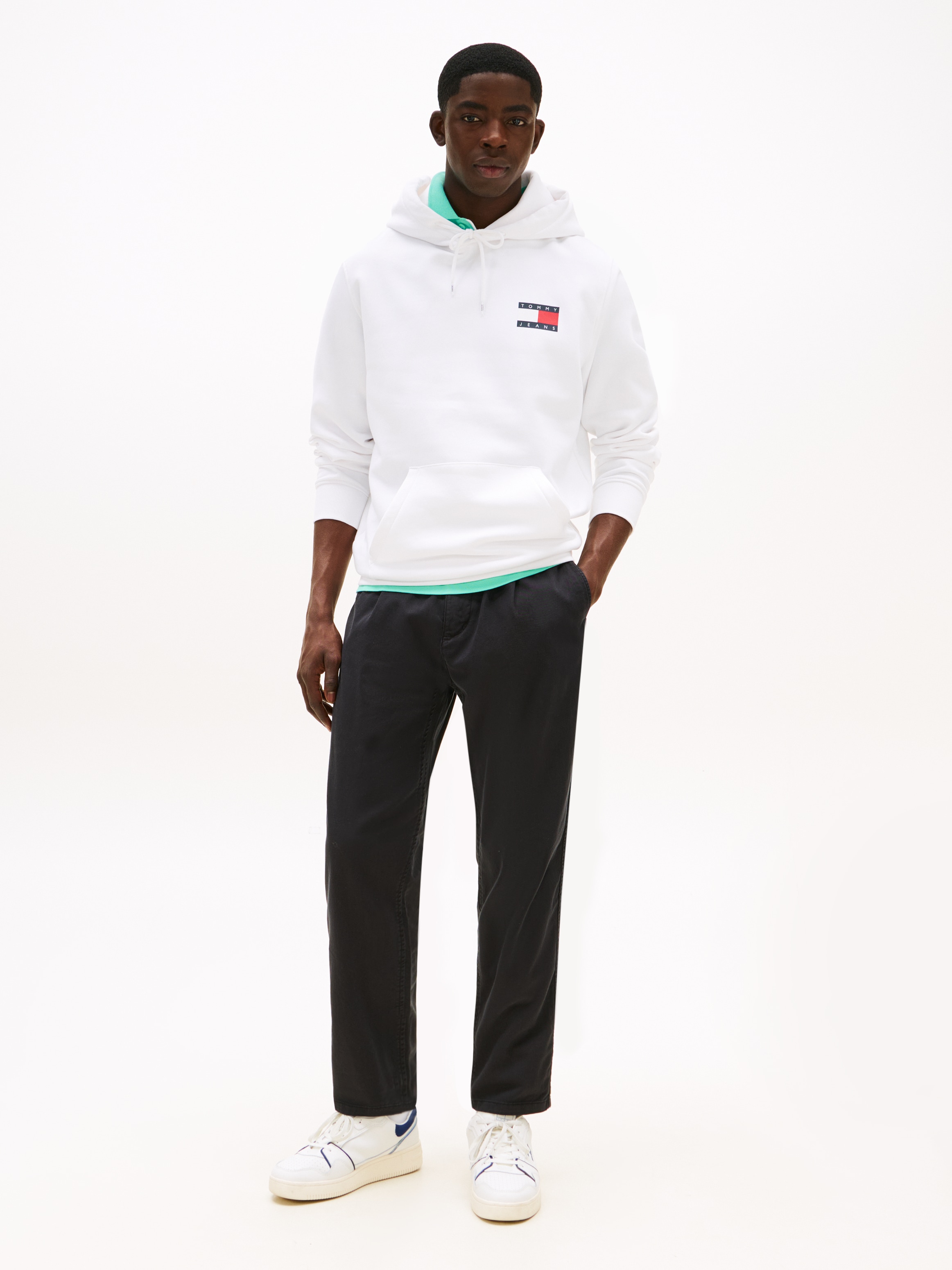 Tommy Jeans Stoffhose »TJM ISAAC LIGHT COTTON PANTS«, Mit Gürtelschlaufen