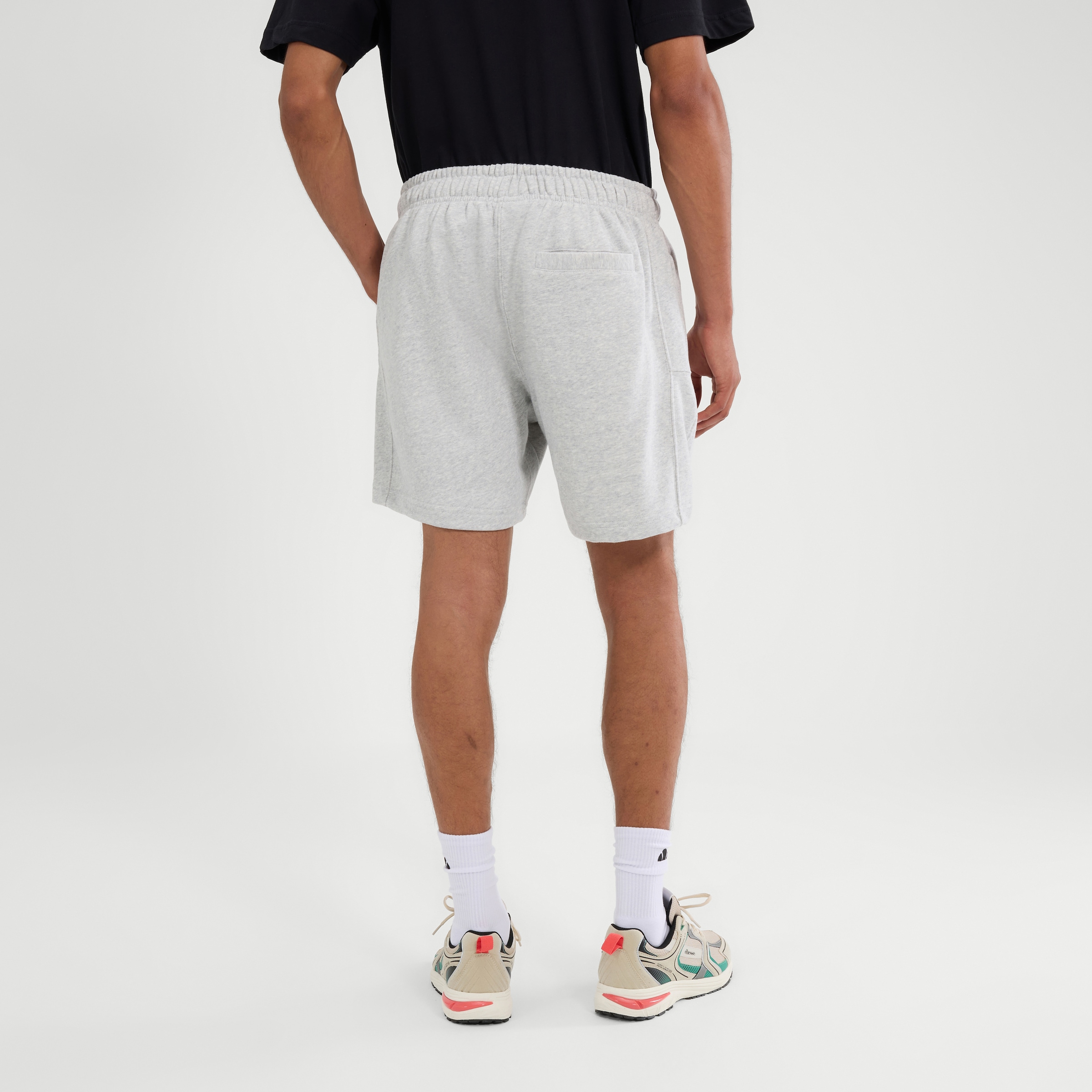 Ellesse Sweatshorts »ZANICA SHORT«  für Erwachsene, mit Gummizug, aus Baumwolle und Polyester