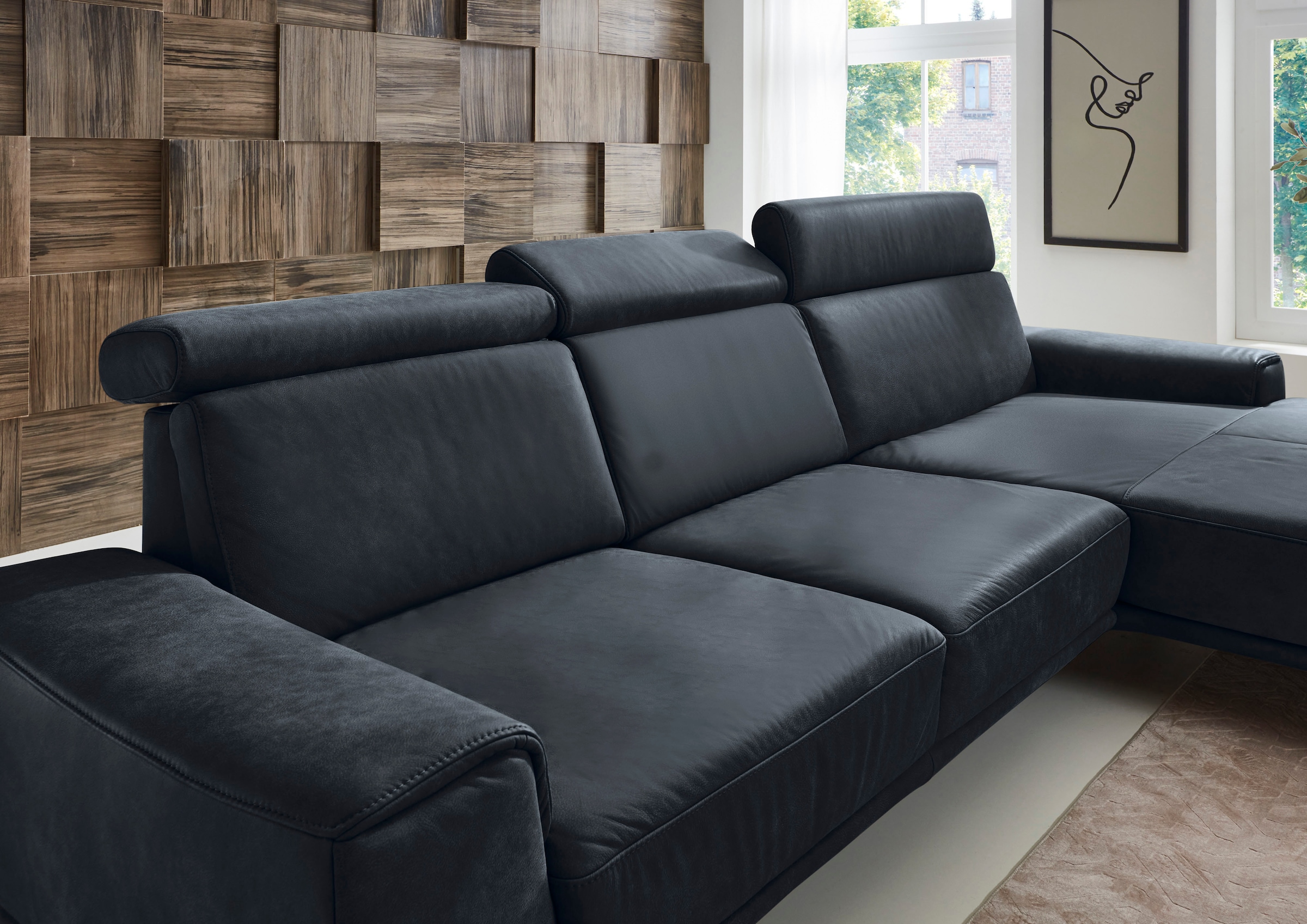 Die PlanBar Ecksofa »PN-EM22041 L-Form«, wahlweise motorisches Canape oder Sitztiefenverstellung