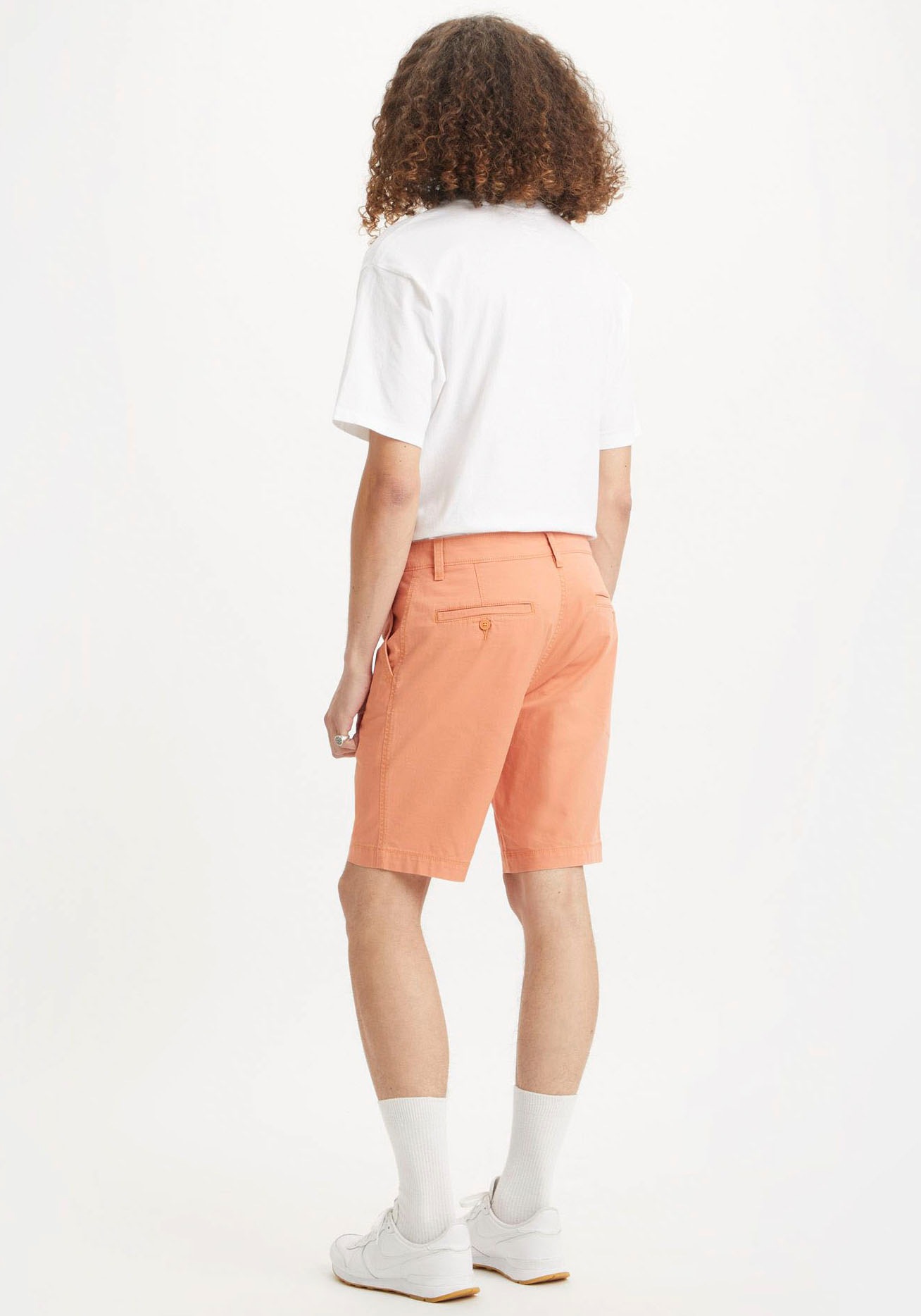 2. Bild von Levi's® Chinoshorts »XX CHINO SHORT II«, mit Logobadge