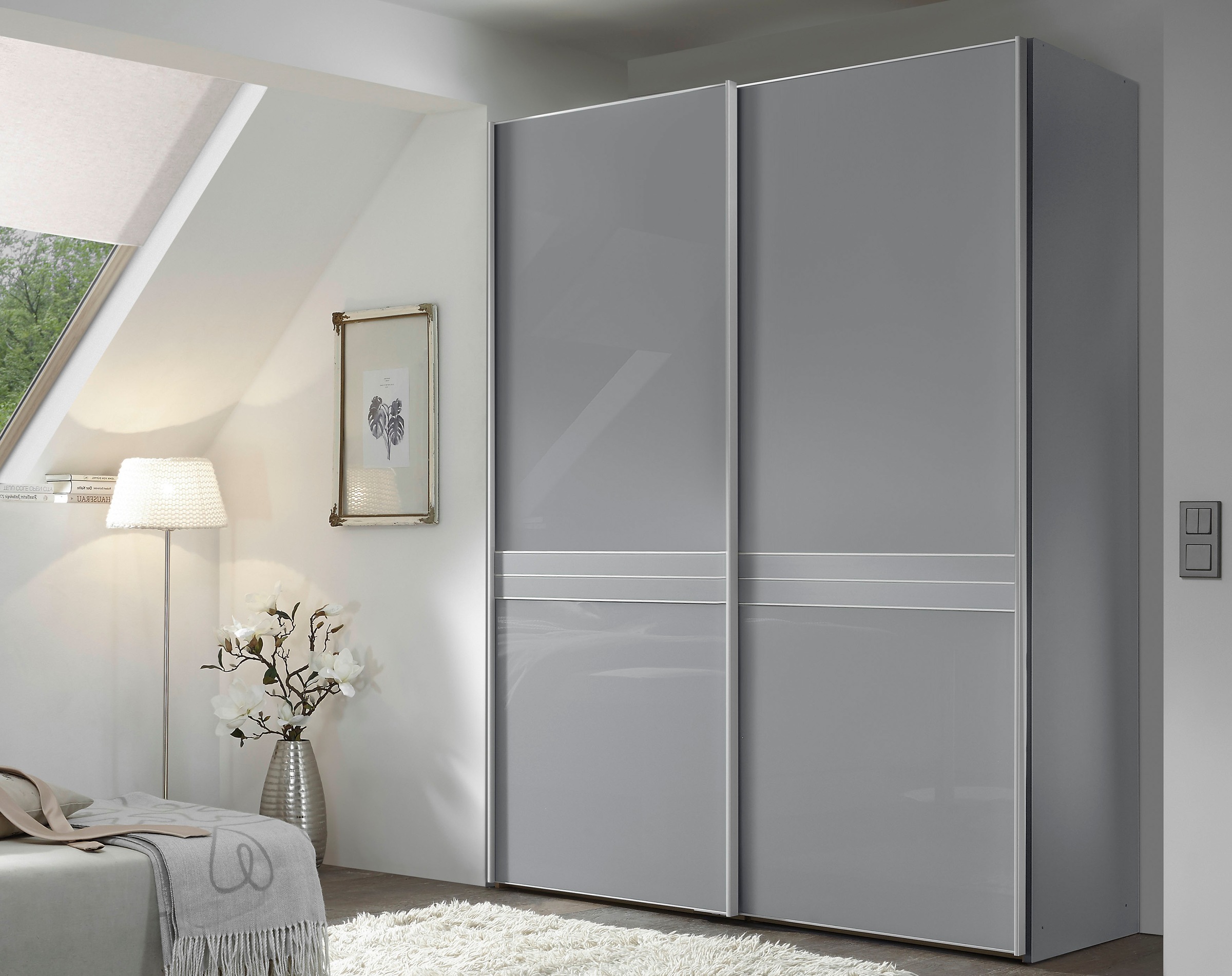 STAUD Schwebetürenschrank »Sinfonie Plus, edles Design in hochwertiger Qualität, Made in Germany« Mittelband in Mattglas und vier verschiedenen Ausstattungsvarianten