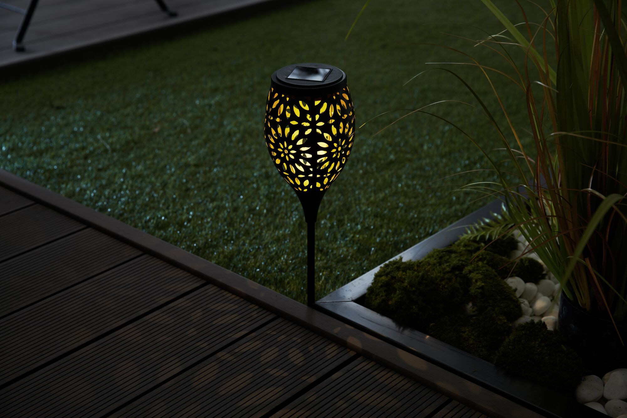 Pauleen LED Gartenleuchte »Sunshine Flower«, LED-Modul, Solarbetrieben, Erdspieß