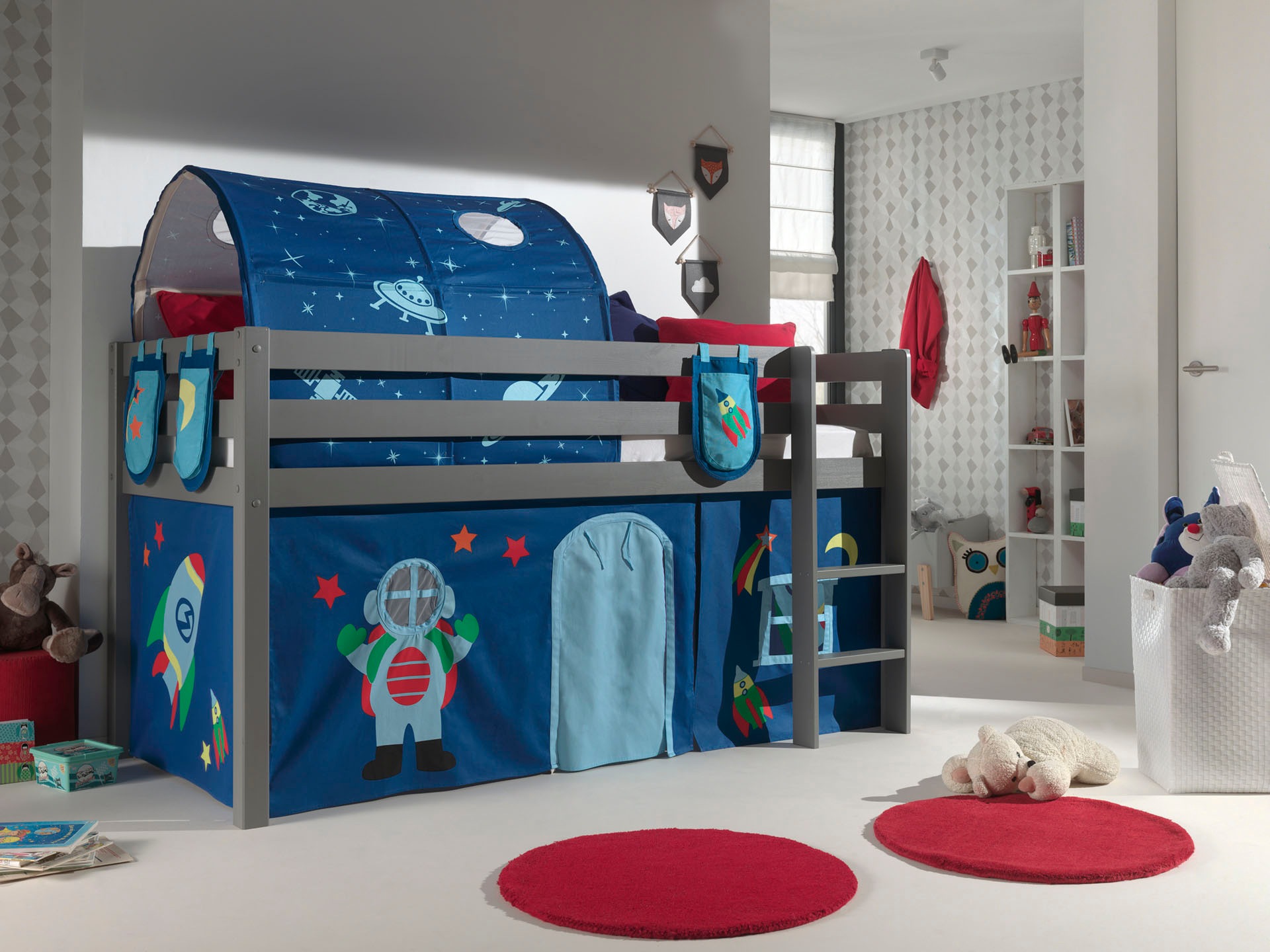 Vipack Hochbett "Pino, Spielbett massiv Kiefer, stabil gebaut, 3 Korpusfarb günstig online kaufen