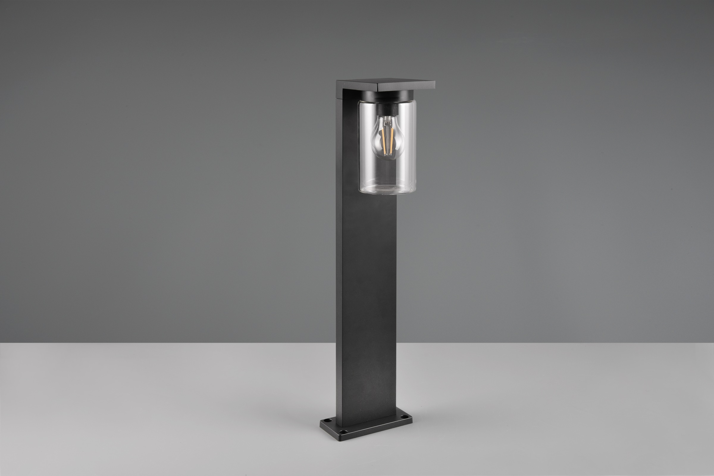 TRIO Leuchten Außen-Stehlampe »ARDILA, Stehleuchte Outdoor Garten Terrasse, exkl 1xE27 max 40W«, 1 flammig, Leuchtmittel E27 | Leuchtmittel wechselbar, Garten Stehlampe IP44 mit Dämmerungssensor, Pollerleuchte Höhe 65cm