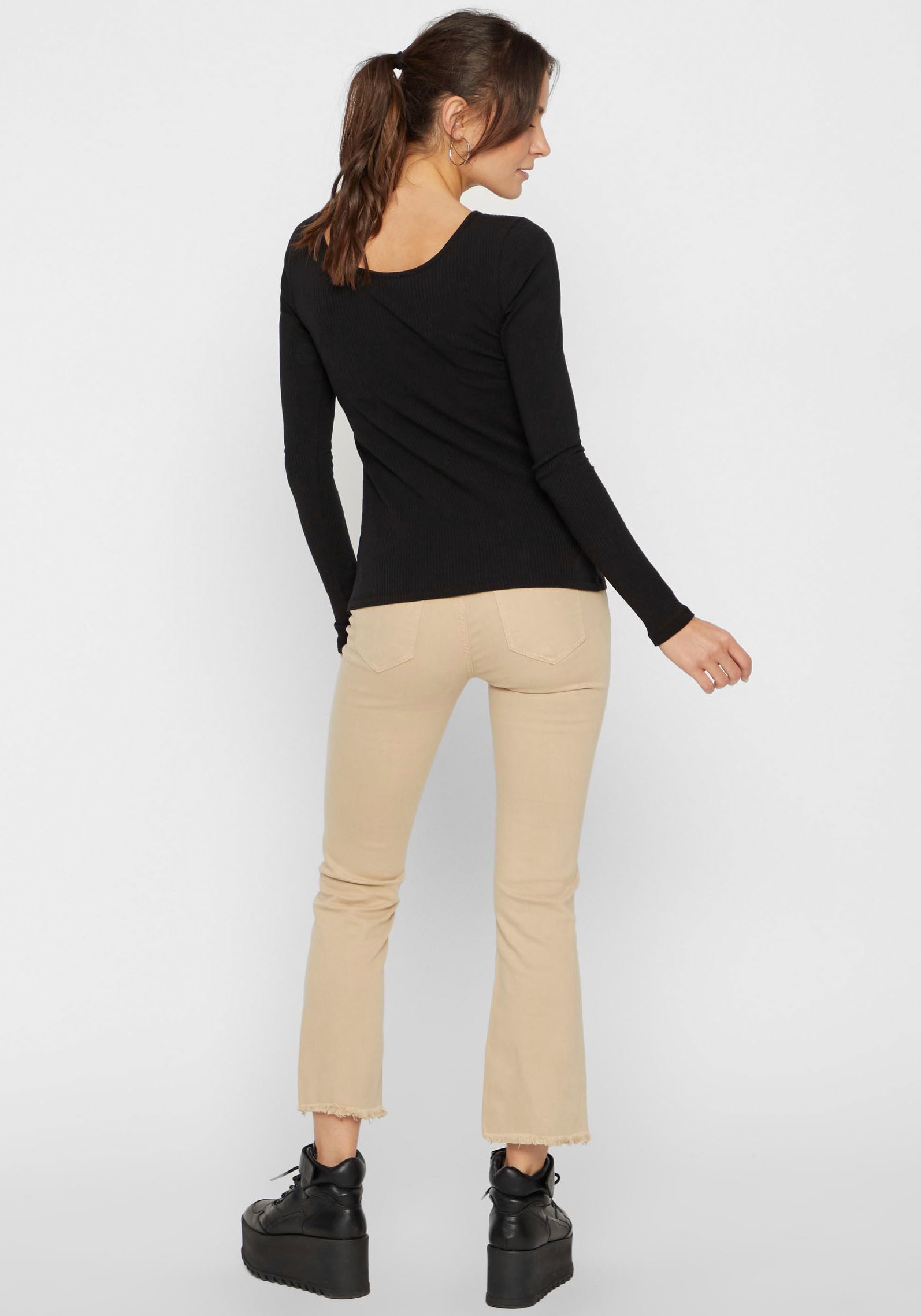 pieces Langarmshirt »PCKITTE LS TOP NOOS BC« Baumwollmischung, slim fit