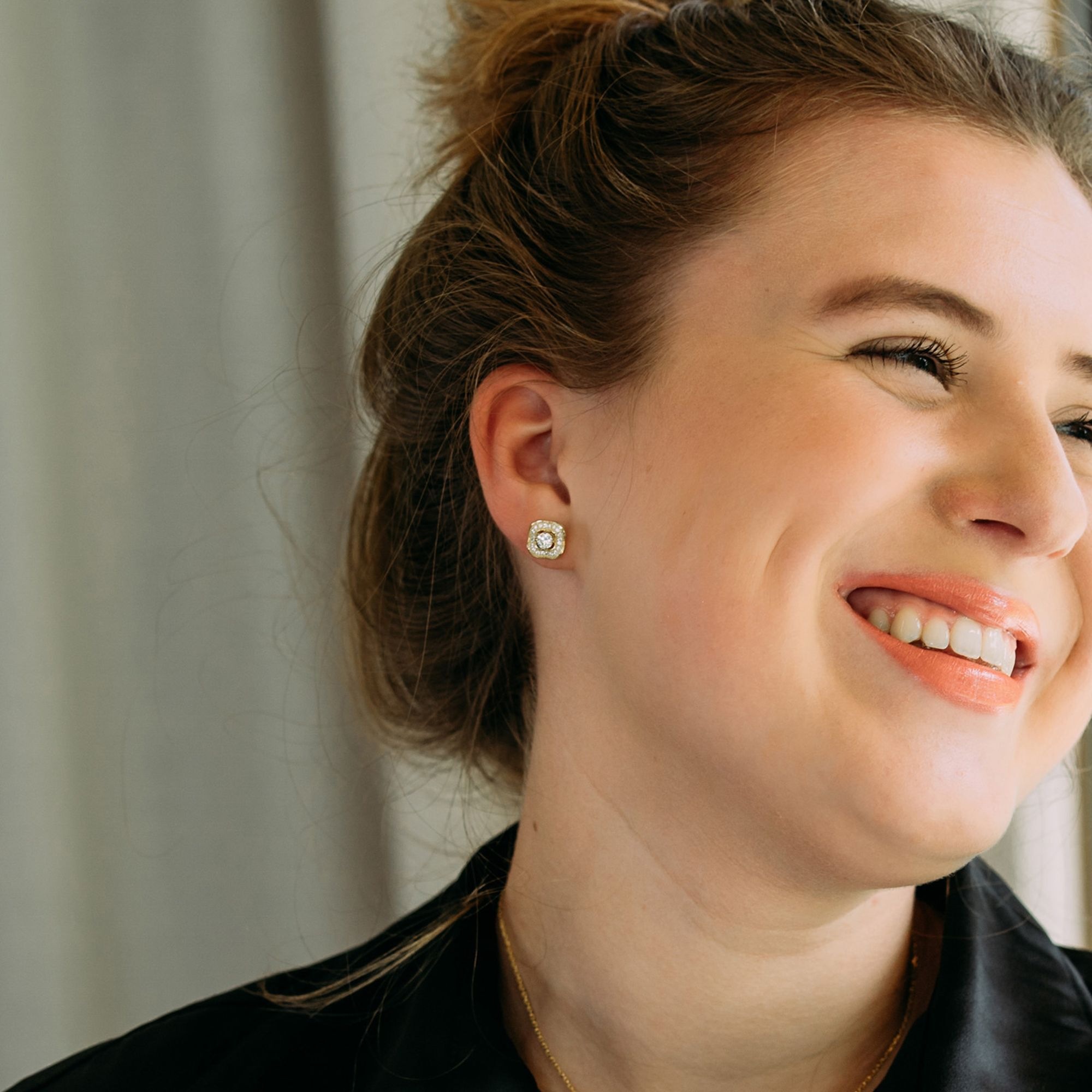 Julie Julsen Paar Ohrstecker »925 Silber vergoldet Blüte Zirkonia weiß«