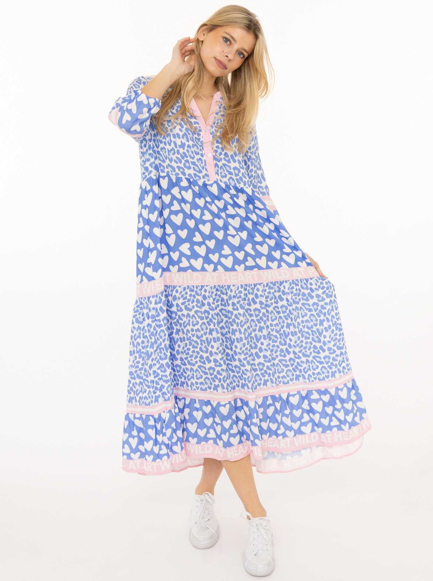 Zwillingsherz Maxikleid »"Leo Love"« Mustermix: Leo und Herzen, Knopfleiste und 3/4 Arm