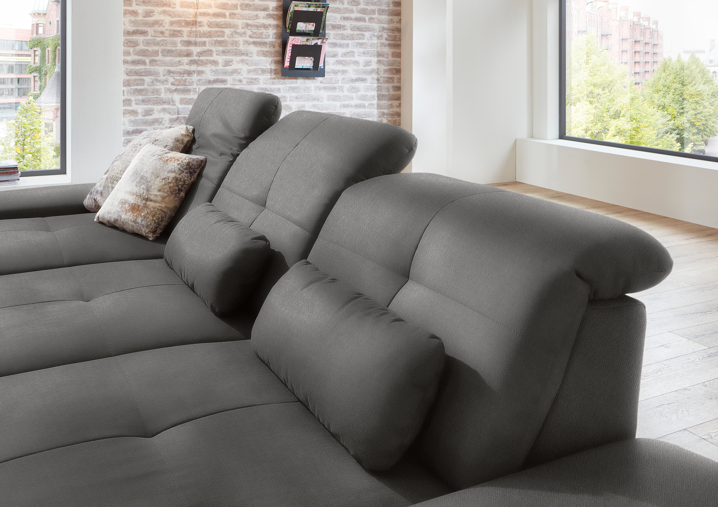 Die PlanBar Ecksofa »MP-IN16012 L-Form, mit Kaltschum-Polsterung«, inkl. Sitztiefenverstellung, wahlweise mit weiteren Funktionen