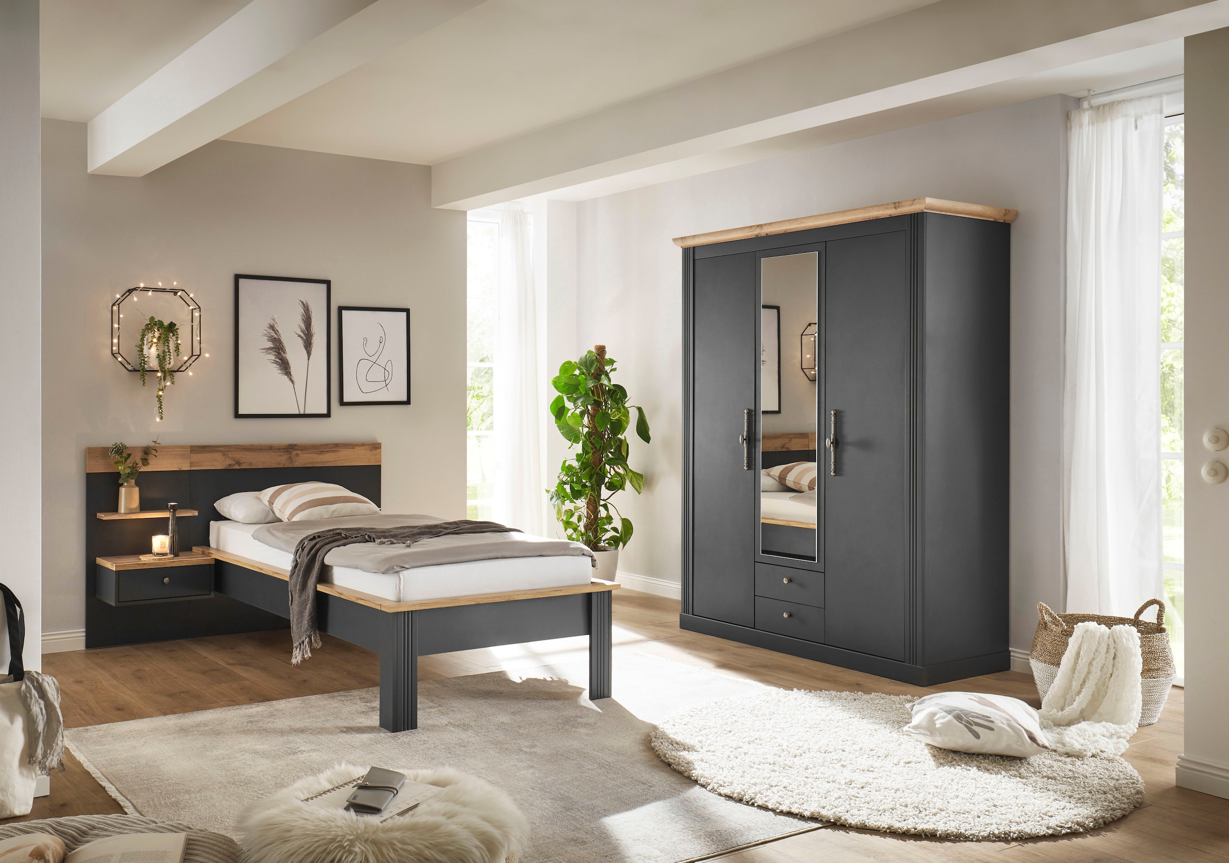 Home affaire Schlafzimmer-Set »Westminster«, beinhaltet 1 Bett, Kleiderschrank 3-türig und 1 Wandpaneel