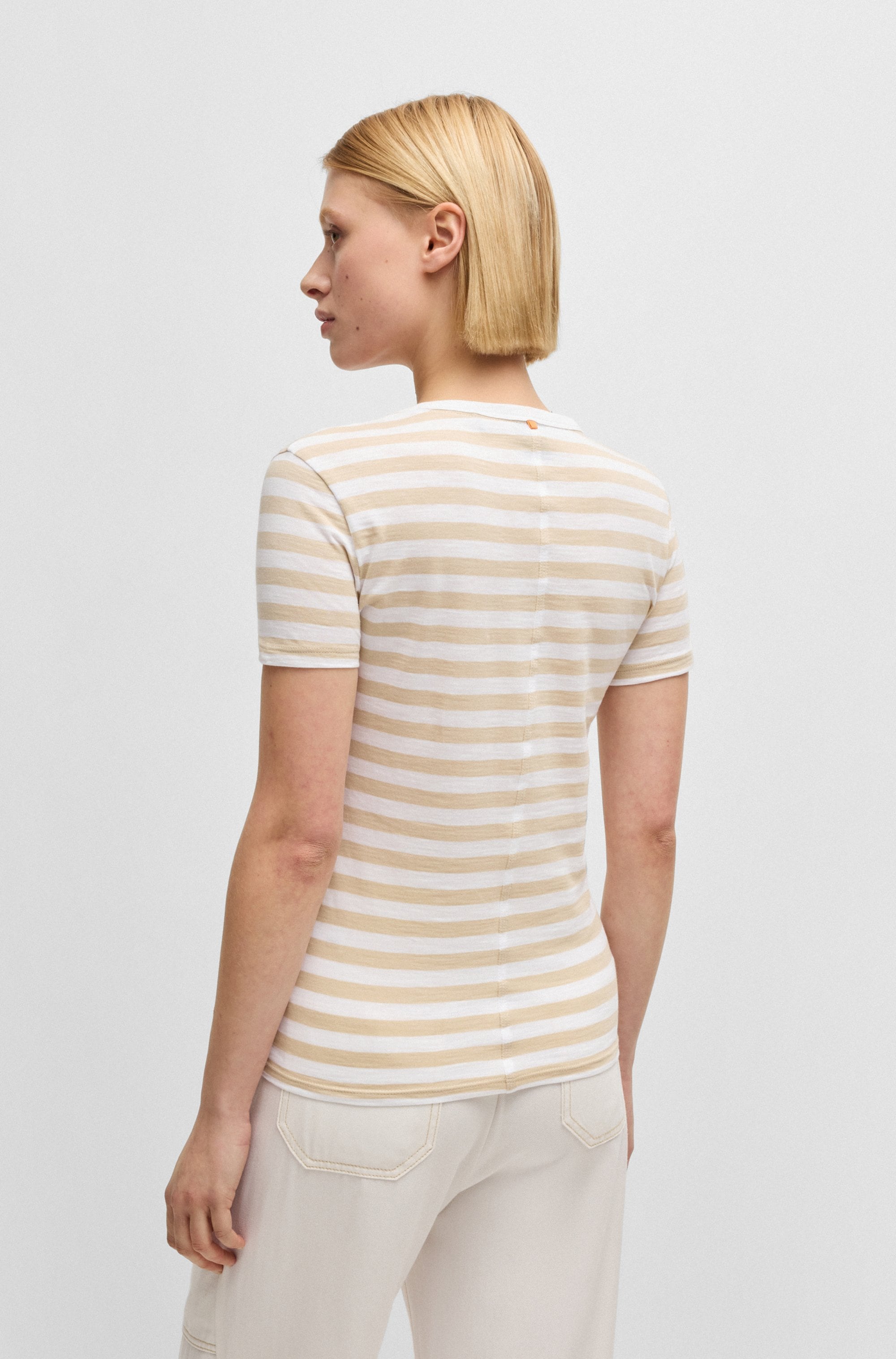 BOSS ORANGE T-Shirt »Esla Striped Premium Damenmode«, Premium Damenmode, im gestreiften Design