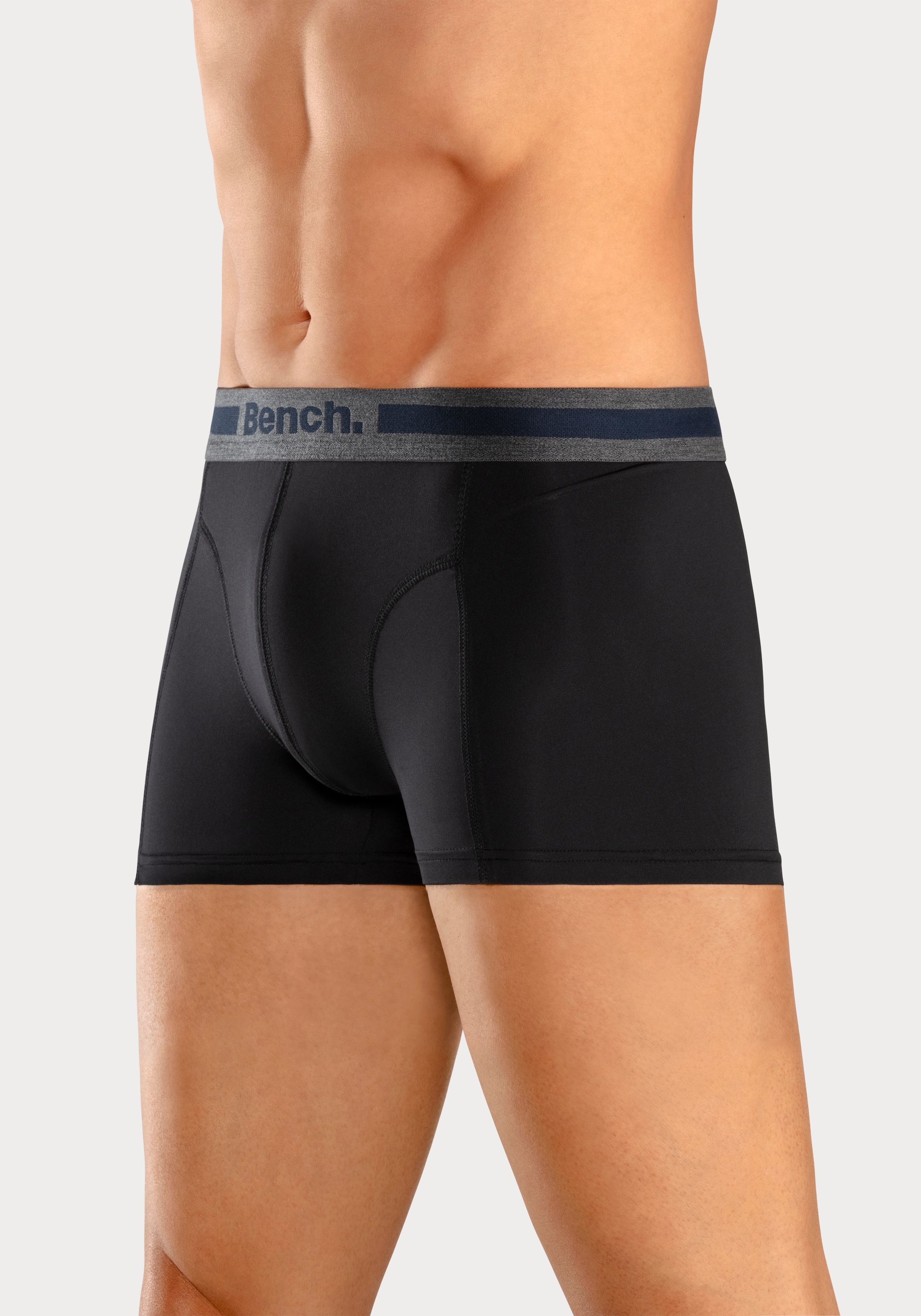 Bench. Boxer »Boxershorts für Herren«, (Packung, 4 St.), mit Overlock-Nähten vorn
