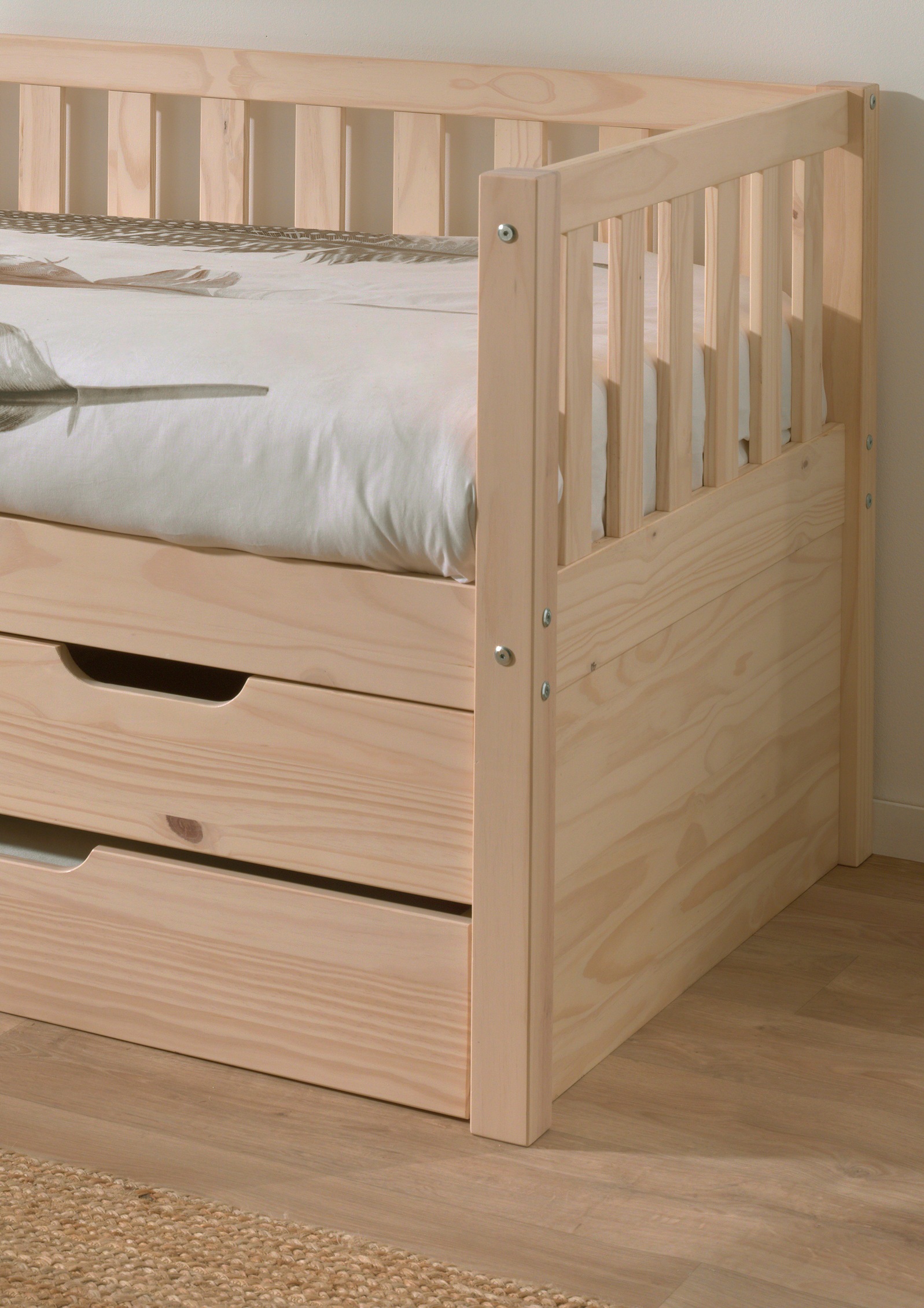 Vipack Einzelbett, (Made in Europe), Sprossenumrandung, Liegefläche 90x200 cm, in Milky Pine oder Weiß