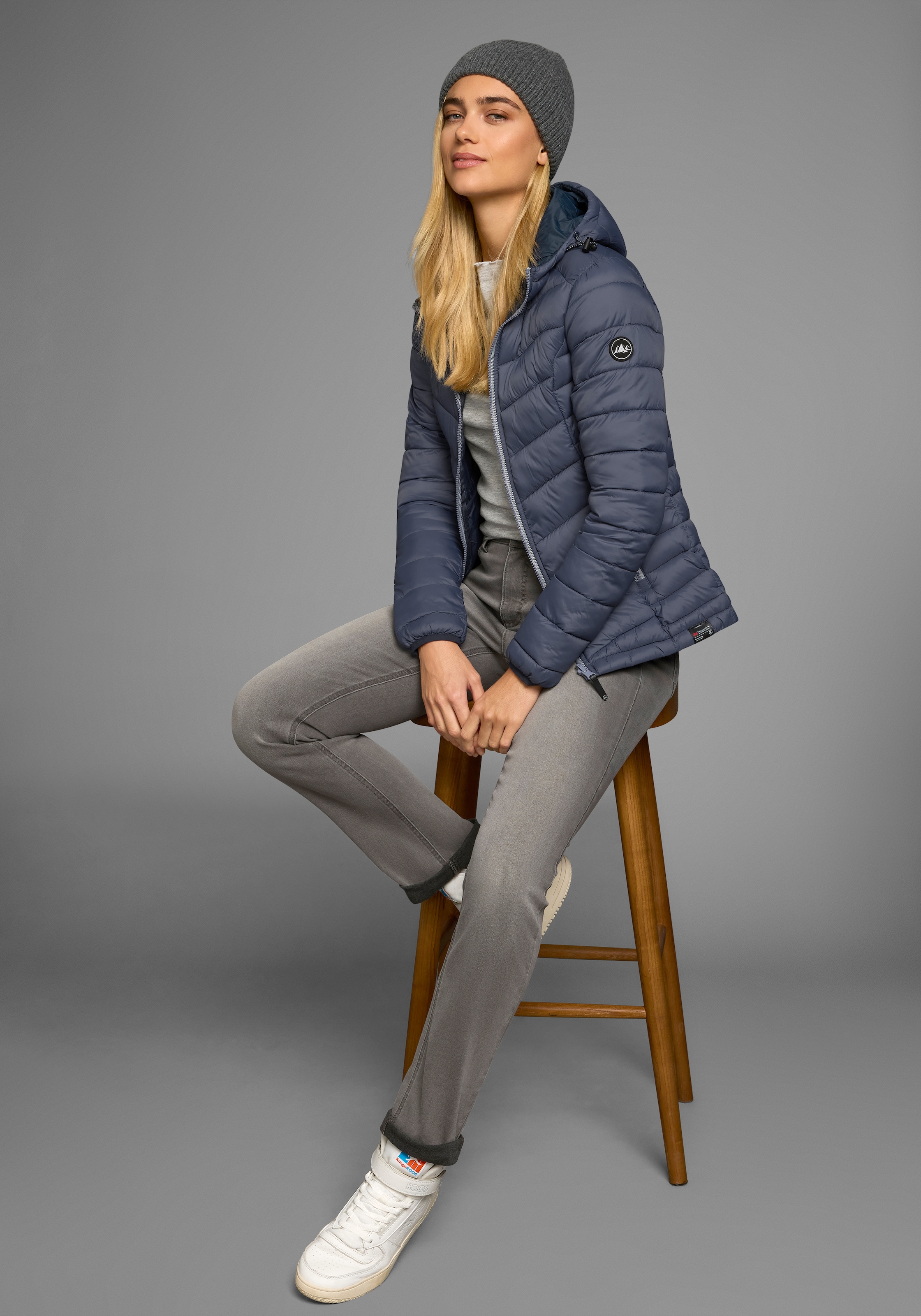 Polarino Steppjacke mit Kapuze Übergangsjacke für kühle Tage,  aus leichtem Webmaterial