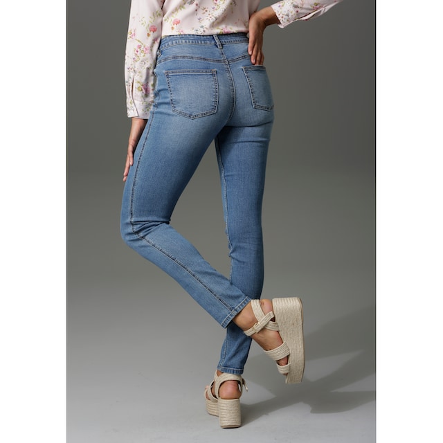 Waist Aniston regular CASUAL im Online-Shop kaufen Slim-fit-Jeans,