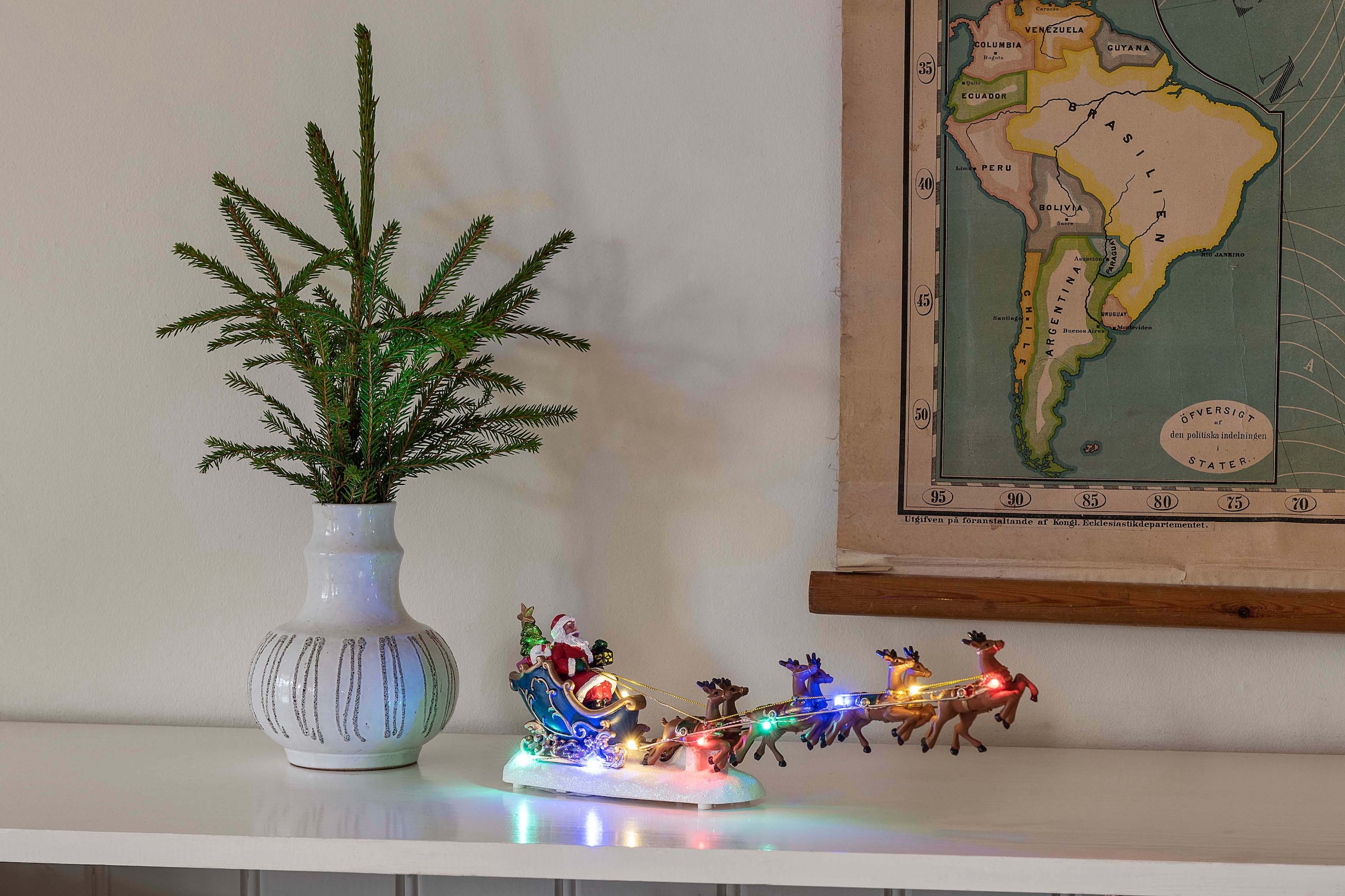 KONSTSMIDE LED mit im cm Dekofigur 14 ca. Schlitten Weihnachtsdeko«, »Weihnachtsmann online Höhe Rentieren, kaufen