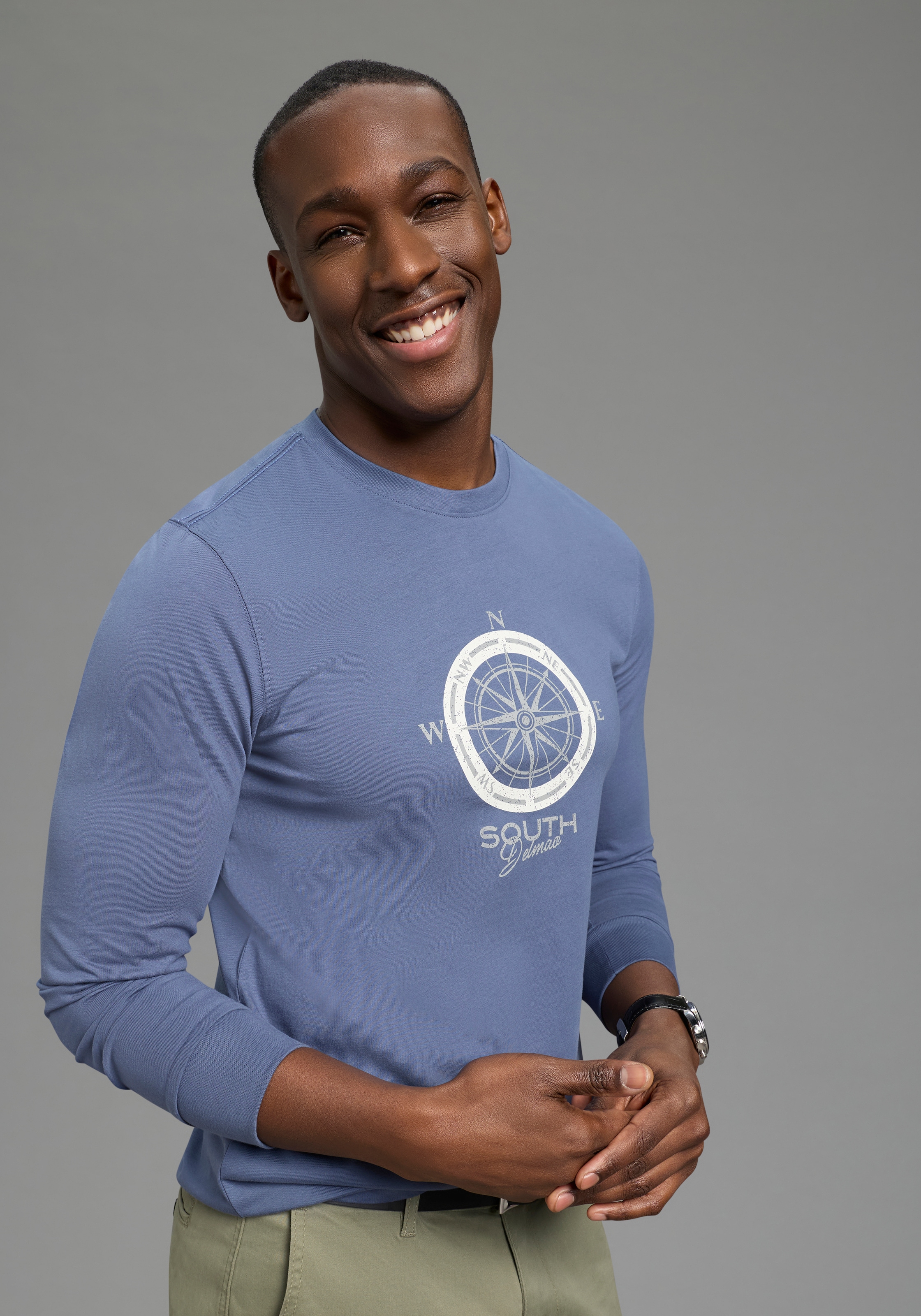 DELMAO Rundhalsshirt »Neue Kollektion« casual Stil, langarm, schmale Passform, mit Print