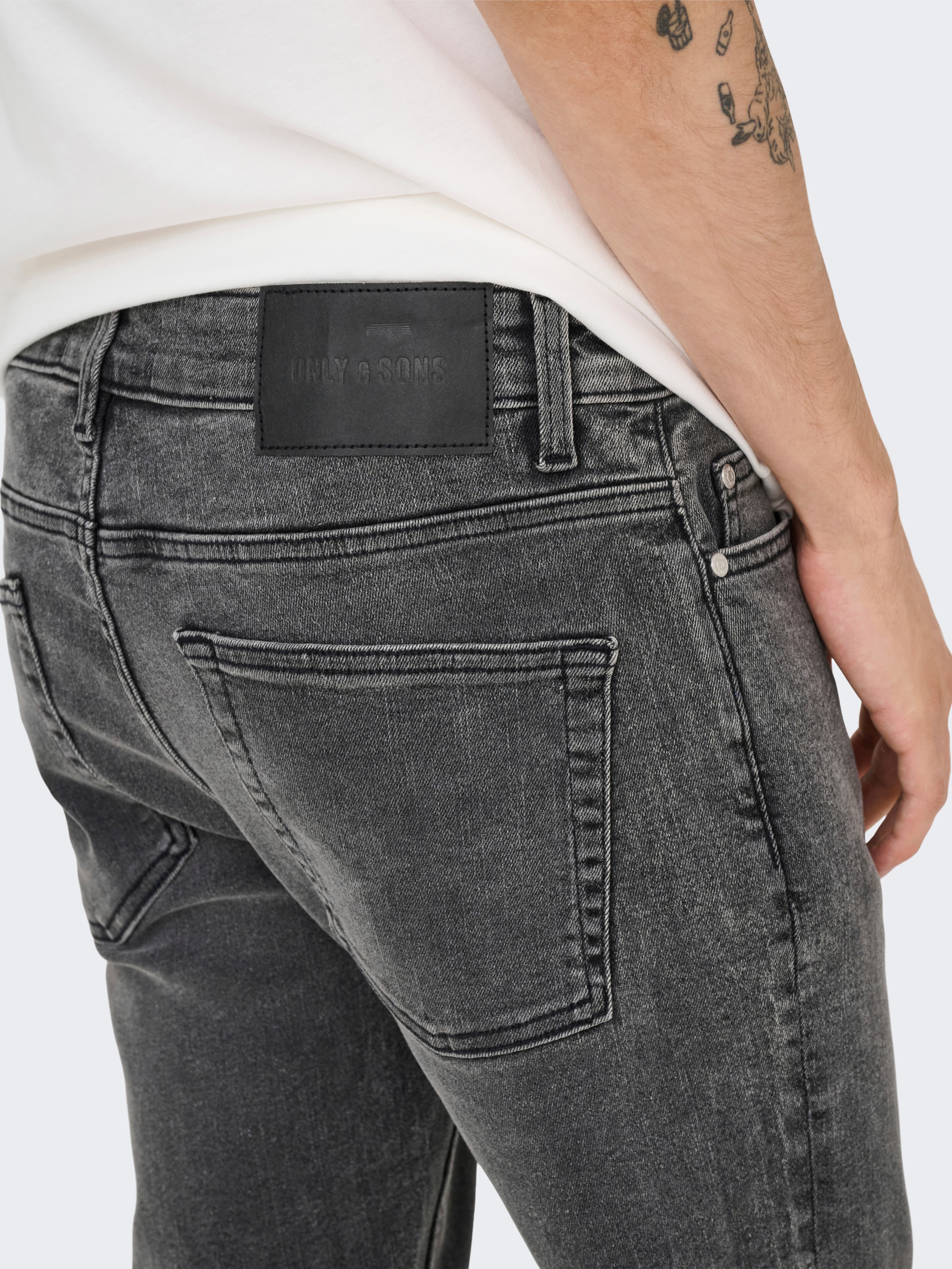ONLY & SONS Slim-fit-Jeans »ONSLOOM SLIM 5748 EY BOX JEANS MU« Baumwollmischung, slim fit