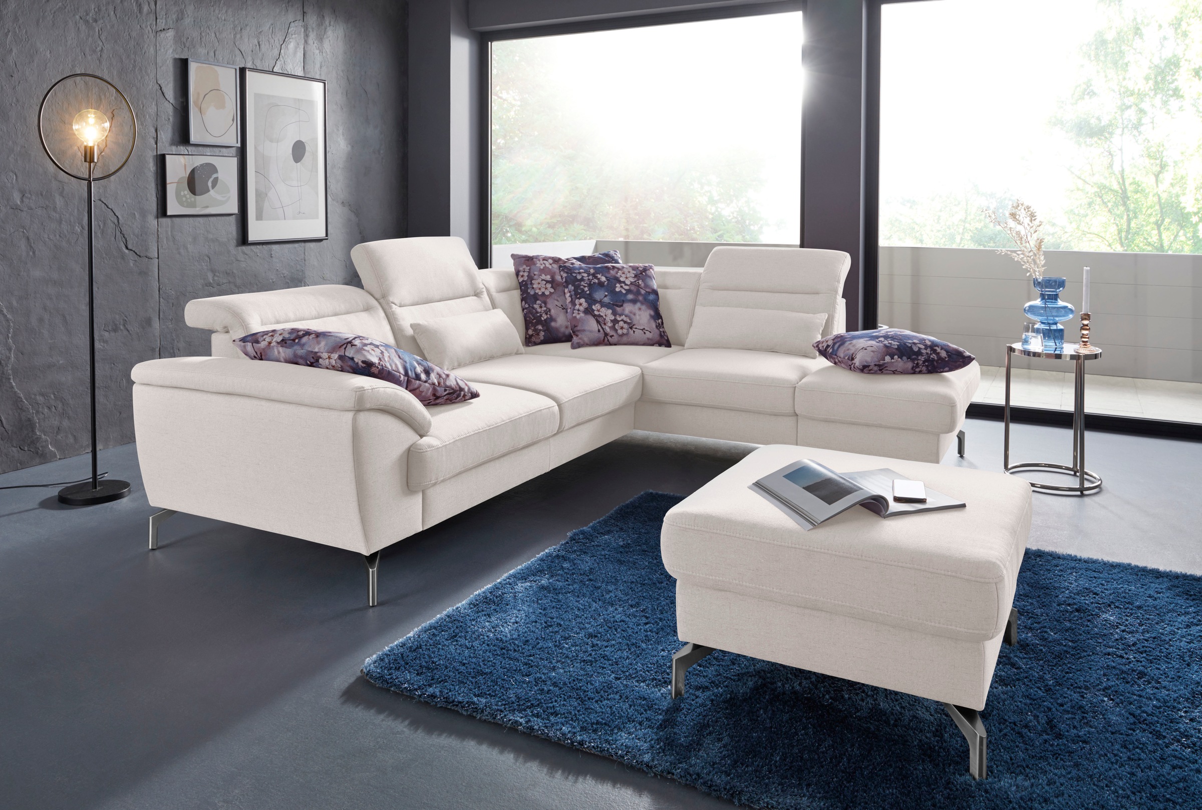 sit&more Ecksofa »Percy L-Form«, 15 cm Fußhöhe, Sitztiefenverstellung, wahlweise in 2 Fußfarben