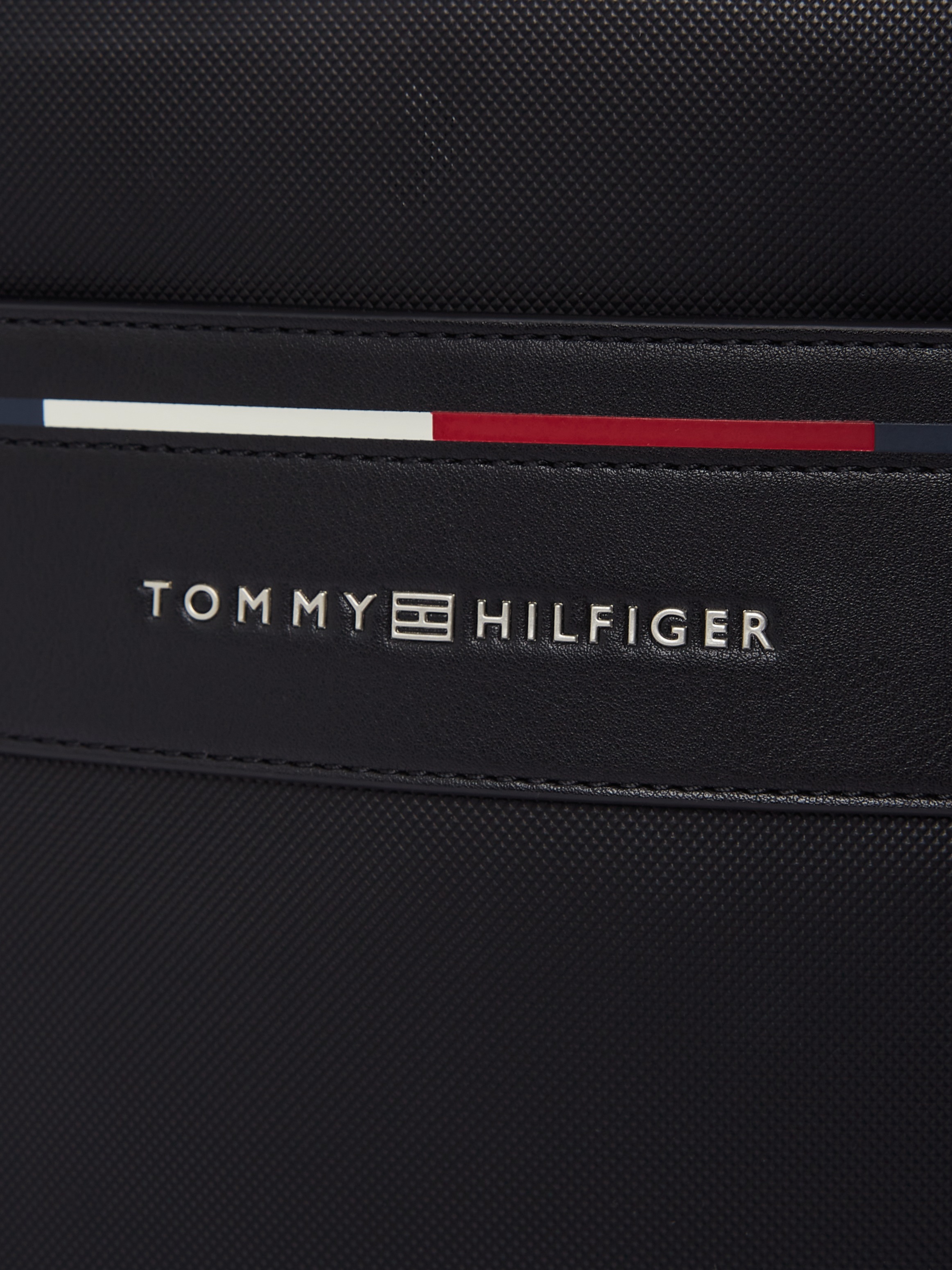Tommy Hilfiger Umhängetasche »TH FOUNDATION MINI REPORTER«, Men Messanger Bag, Schultertasche mit farbigen Akzenten