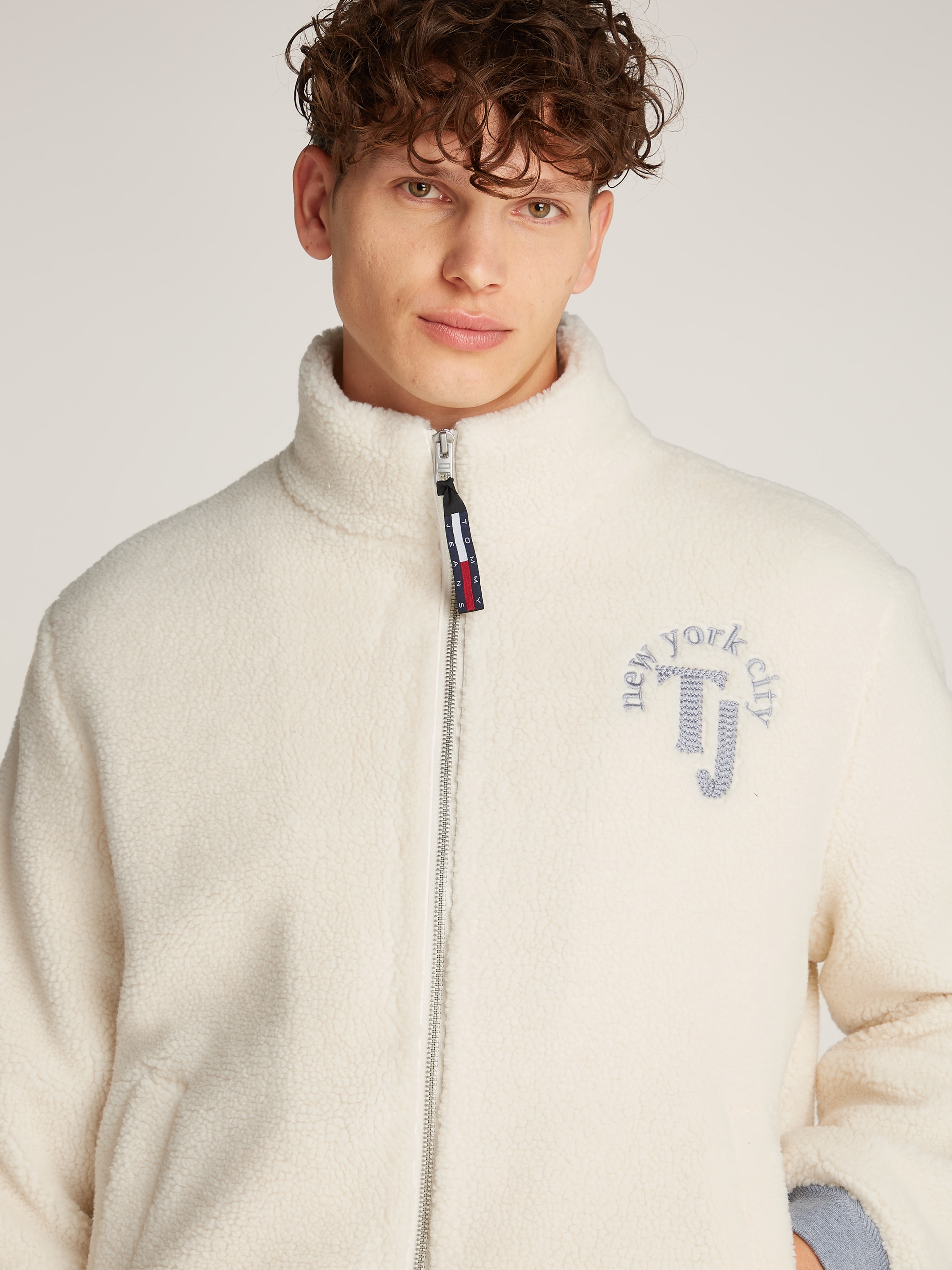Tommy Jeans Bomberjacke »TJ TEDDY BOMBER«, mit großem Logo am Rücken