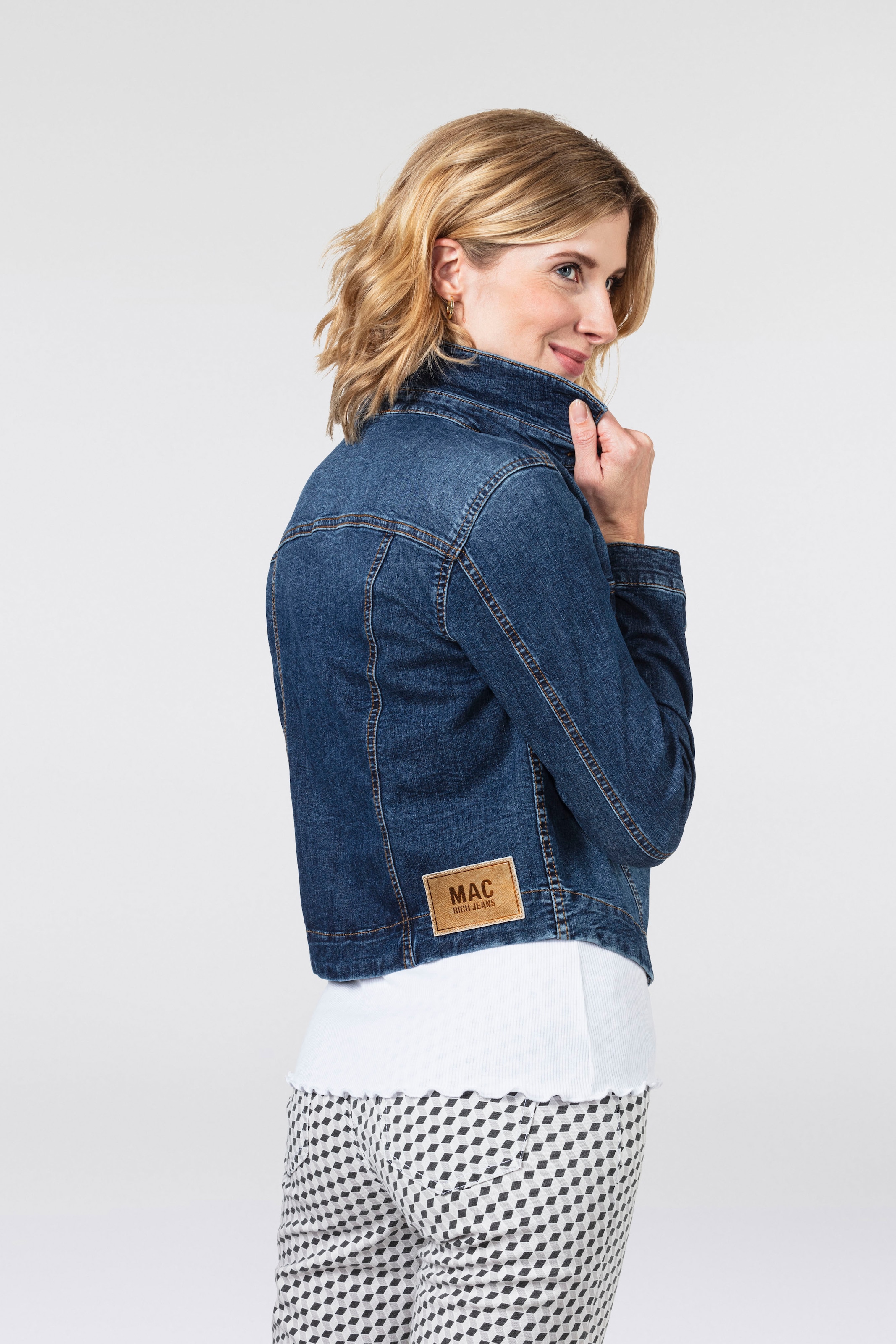 MAC Jeansjacke »RICH JACKET«, aus leichter, sommerlicher Denim-Qualität mit hohem Baumwoll-Anteil
