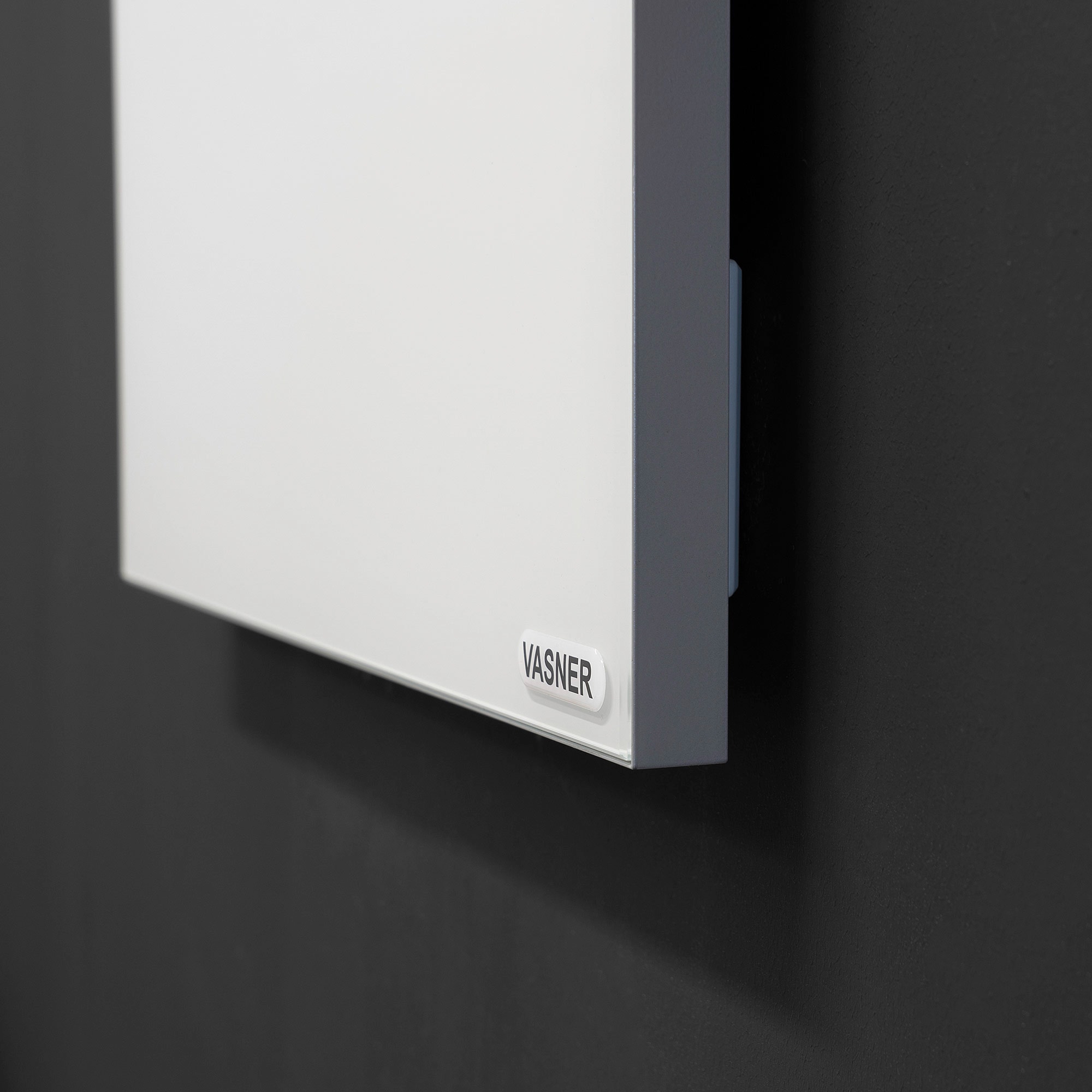 Vasner Infrarotheizung »Glas mit Rahmen grau, 700 W, Citara G«, Infrarot Glasheizung, IP44 Bad geeignet
