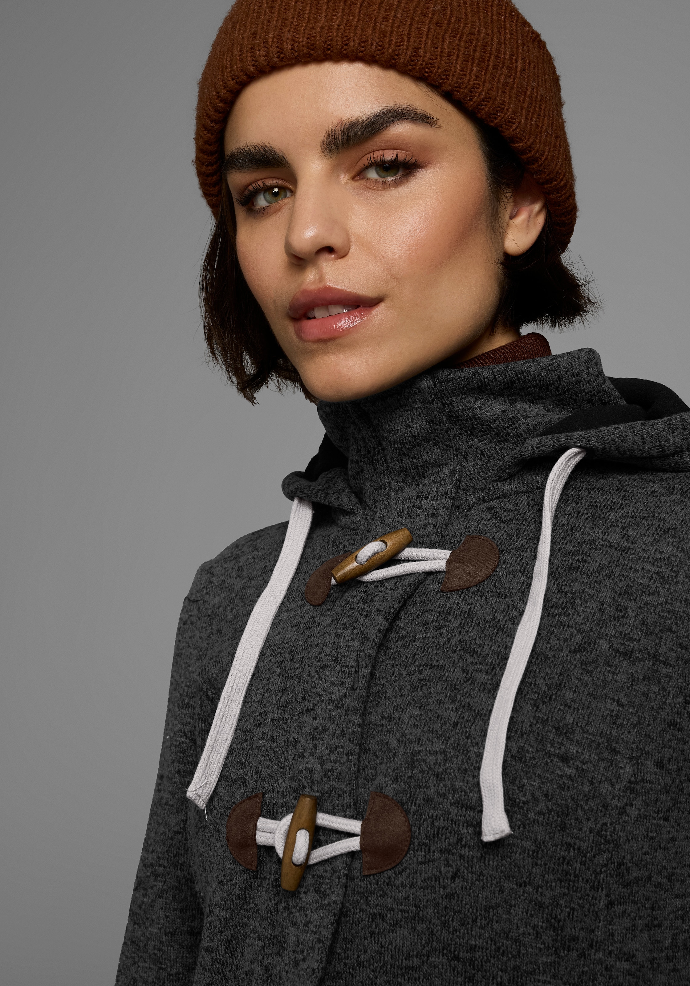 Polarino Strickfleecejacke mit Kapuze für den Übergang,  aus Strickfleece,  atmungsaktiv