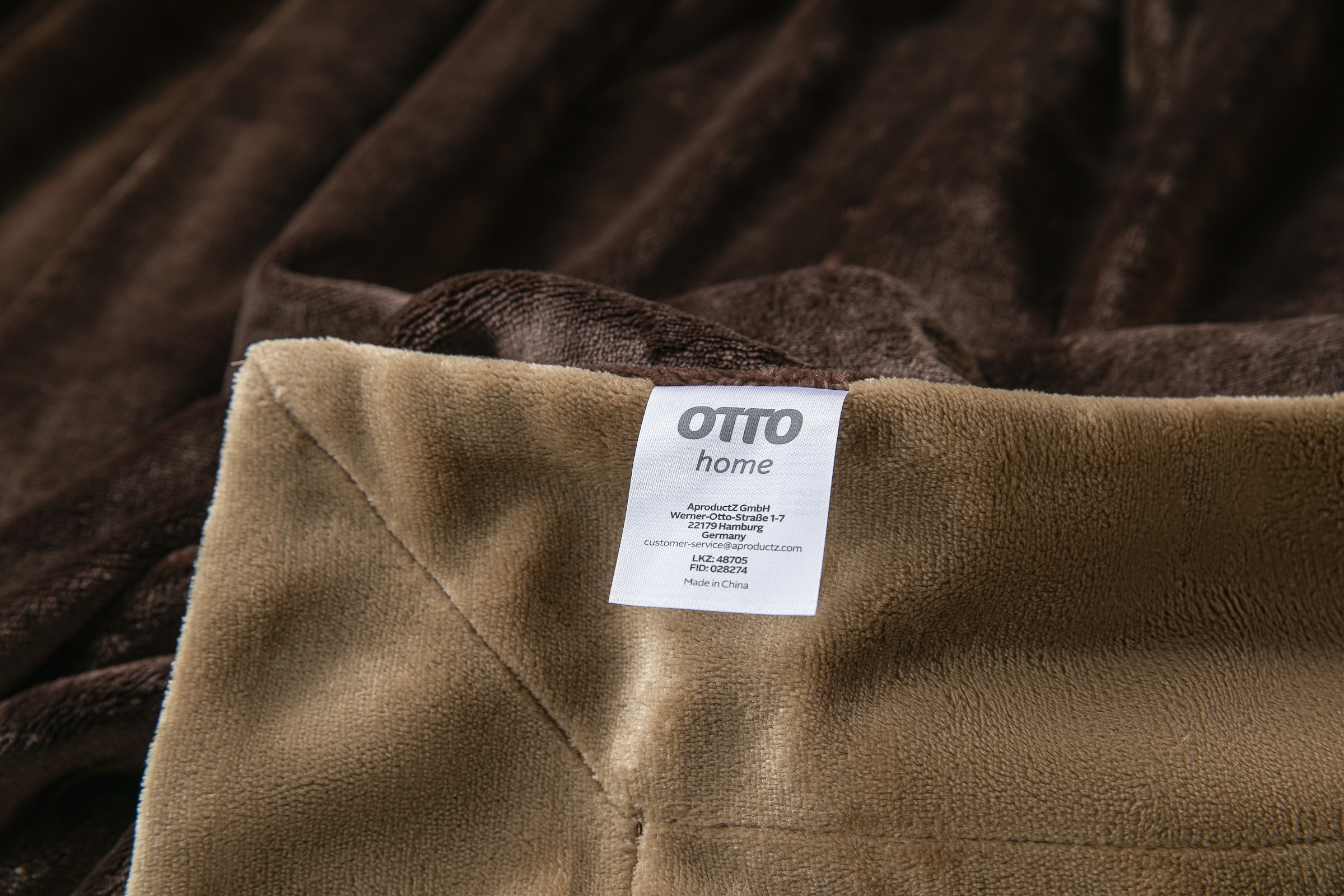 OTTO home Wohndecke »Tobbin, zweifarbig, kuschelweiche Tagesdecke« doppelseitige Wohndecke aus Flannel, verschiedene Größen, zweifarbig