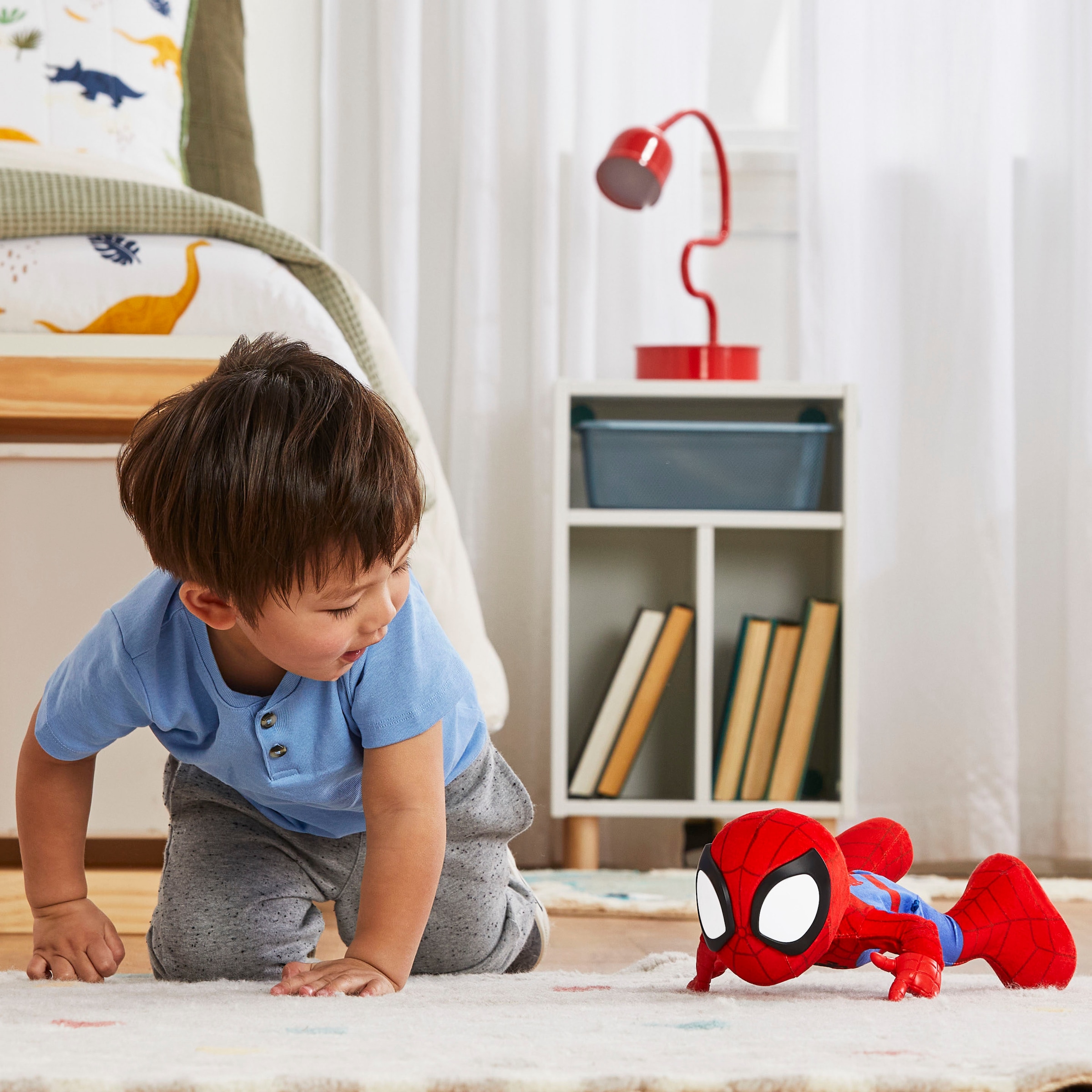 Hasbro Plüschfigur »Marvel Spidey und seine Super-Freunde Tanz- & Krabbelspaß Spidey«, mit Funktion