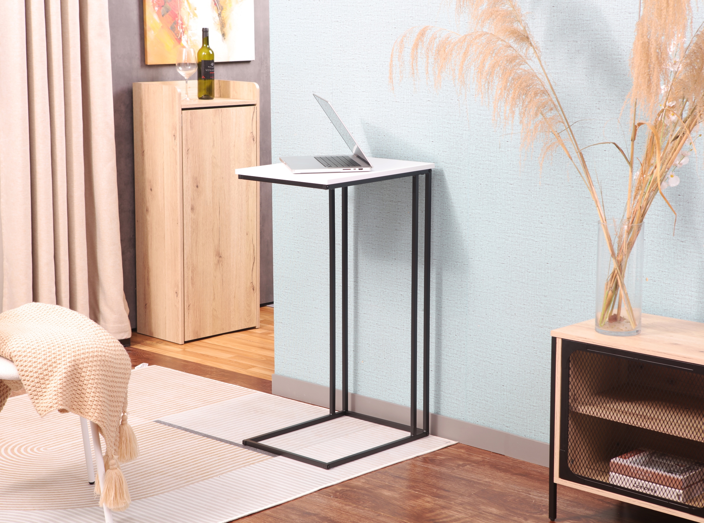 INOSIGN Beistelltisch »Sterling«, (1 St.), Nachttisch für ein Boxspringbett - Couchtisch (B/T/H): 50/40/91 cm