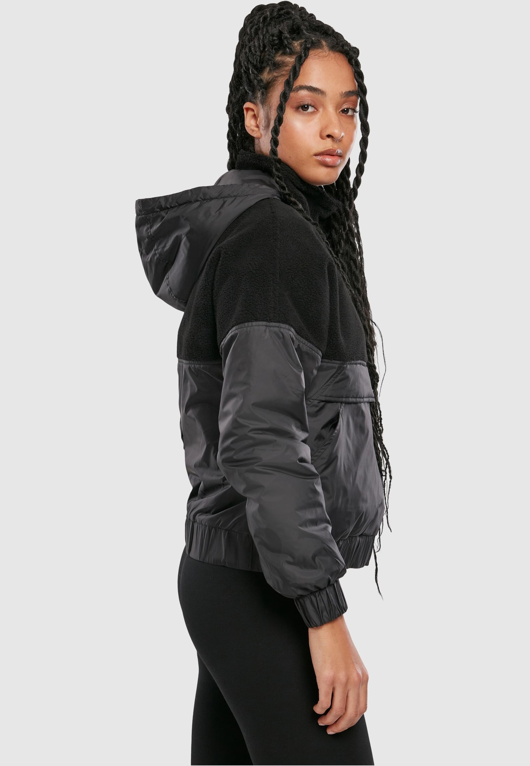 URBAN CLASSICS Winterjacke »Urban Classics Damen Ladies Sherpa Mix Pull Over Jacket« 1 Stk. tlg. mit Kapuze