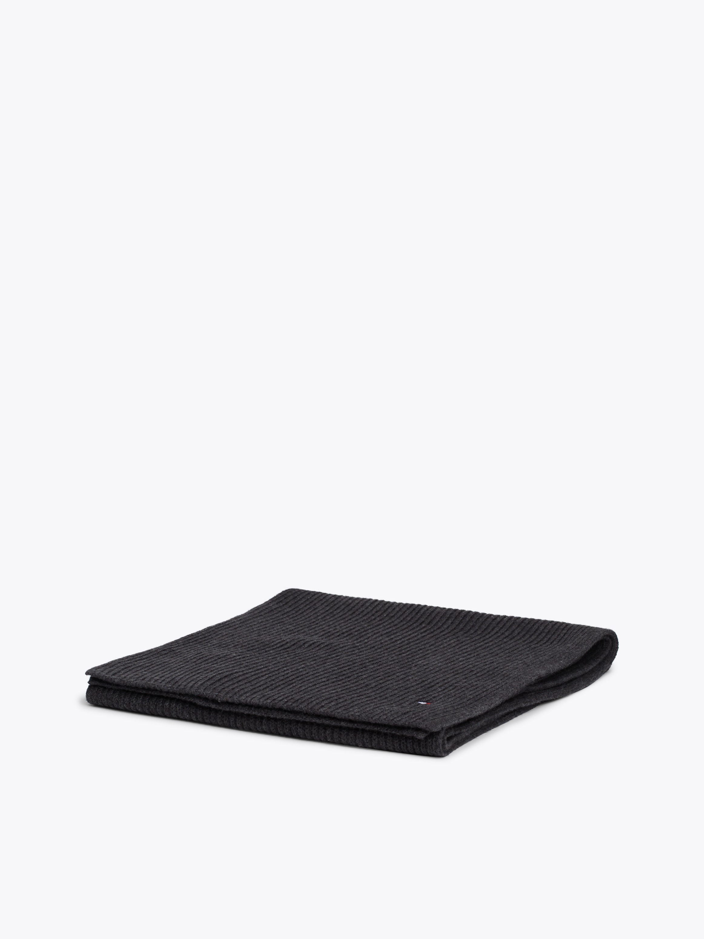 Tommy Hilfiger Strickschal »TH FLAG PIMA COTTON CASH SCARF«, mit Logostickerei