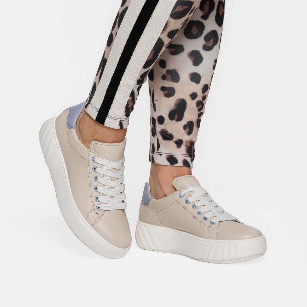 Ara Plateausneaker »MONACO«  Freizeitschuh, Halbschuh, Schnürer mit Kontrastbesatz, H-Weite