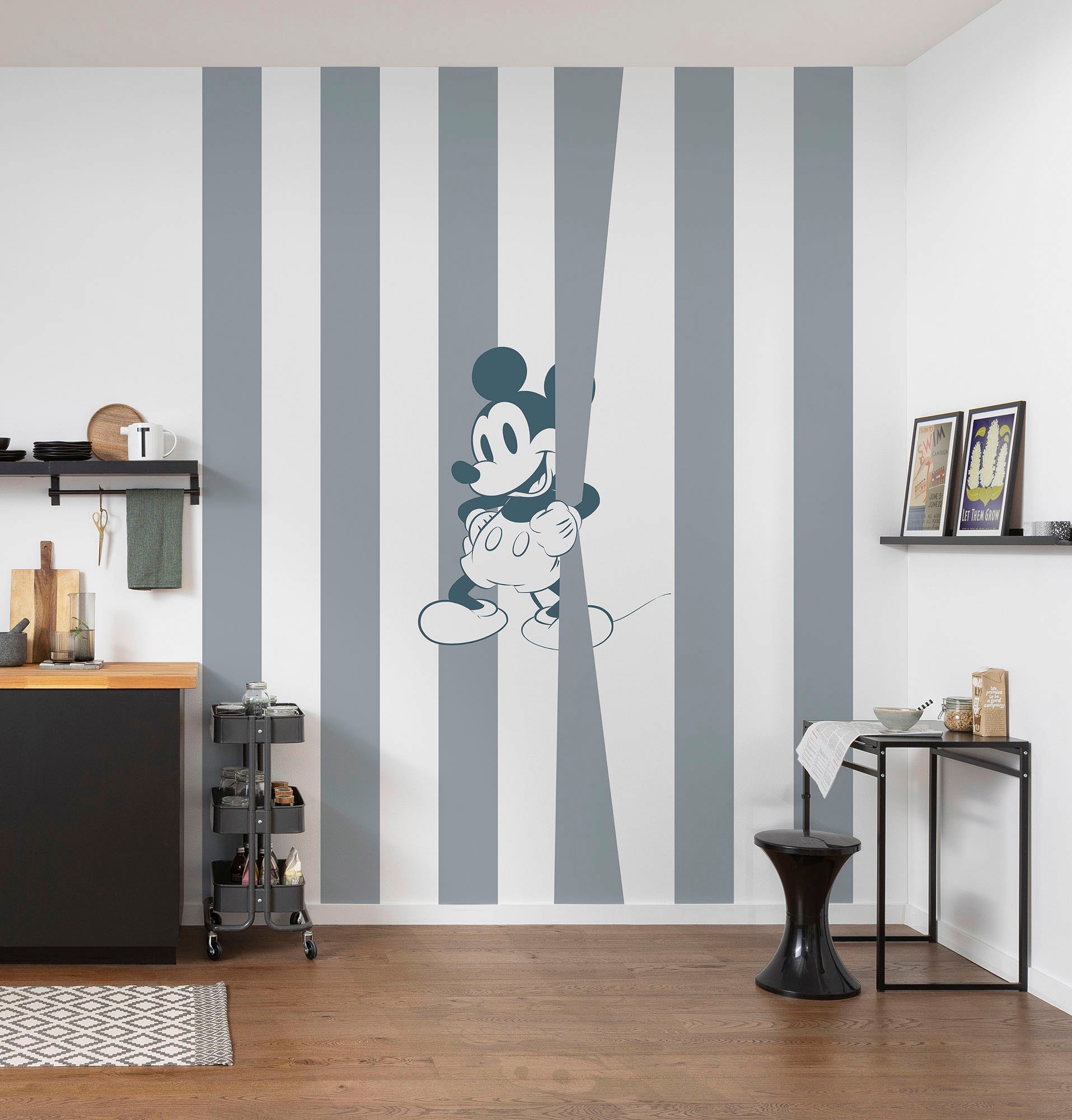 Komar Vliestapete »Digitaldruck Vlies - Mickey Offbeat - Größe 200 x 250 cm«, bedruckt, Kinderzimmer